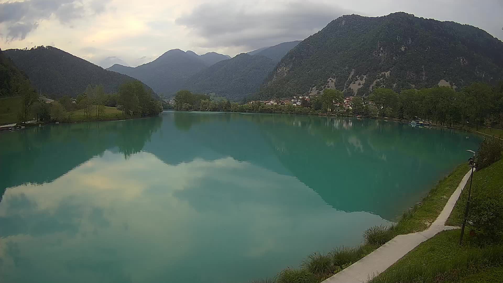 LIVE Webcam Most na Soči lake – Slovenia
