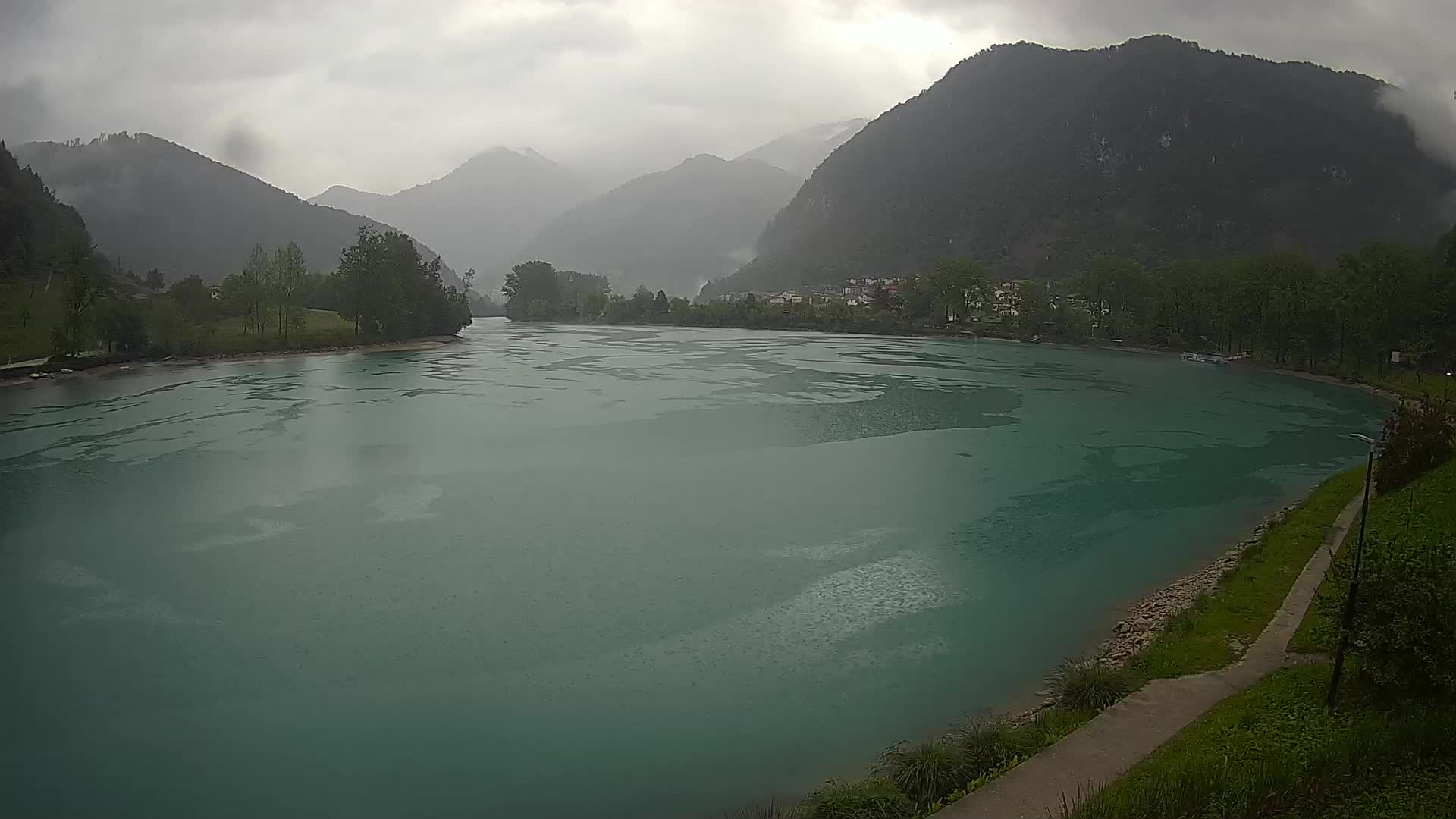 Web kamera Most na Soči – jezero