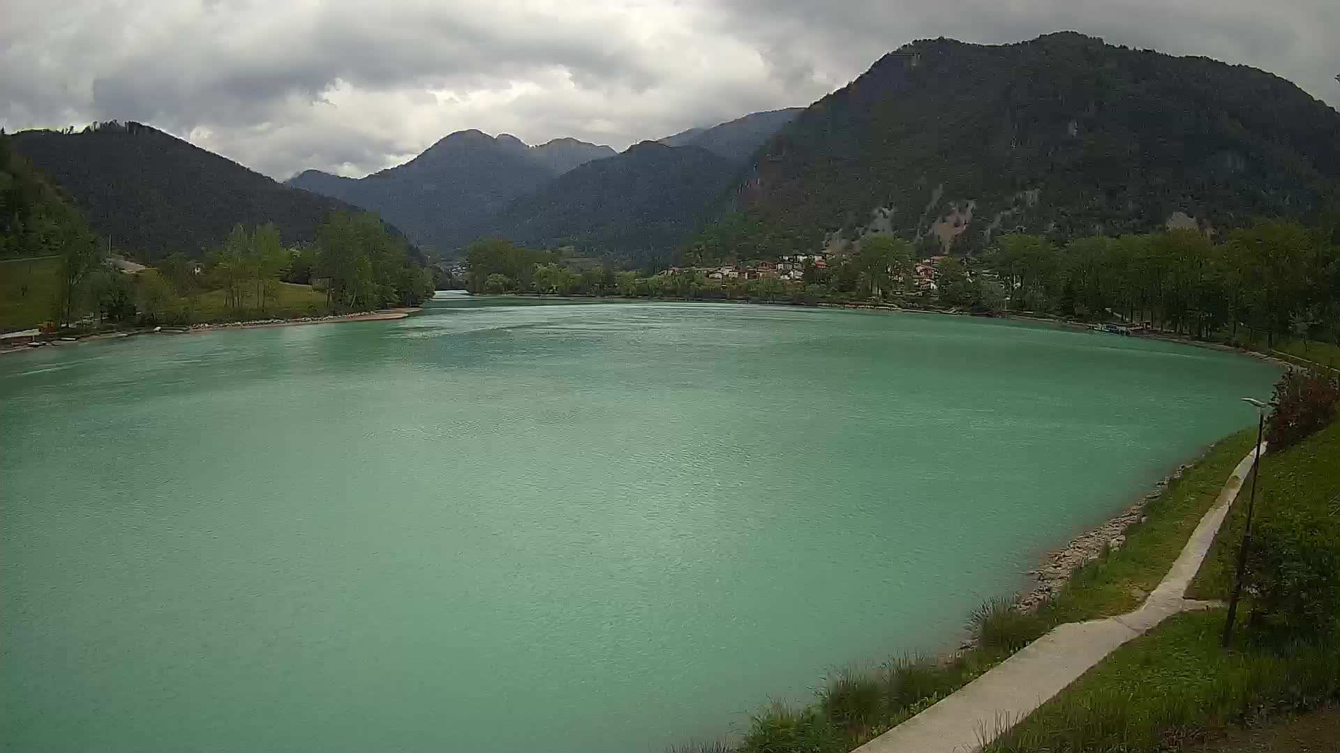 Web kamera Most na Soči – jezero