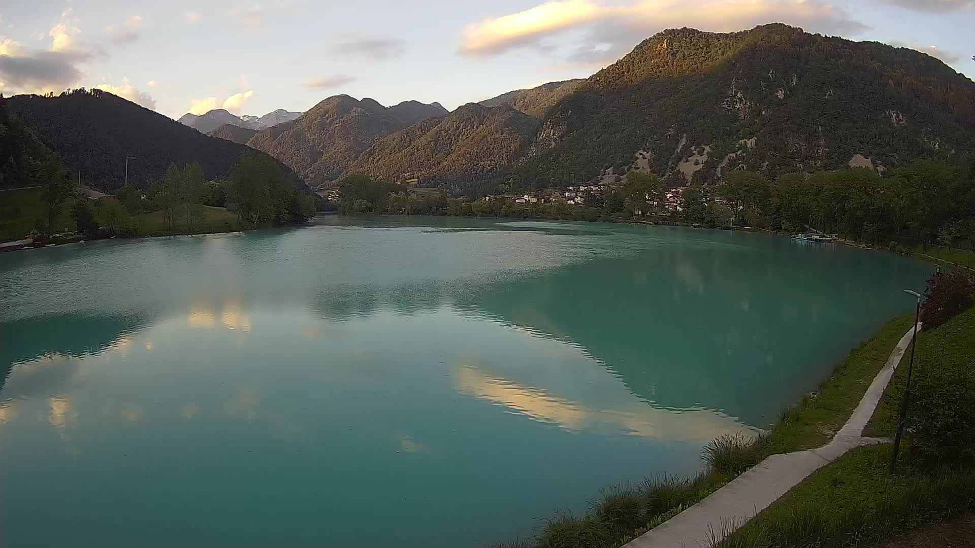 Most na Soči – Pogled na jezero