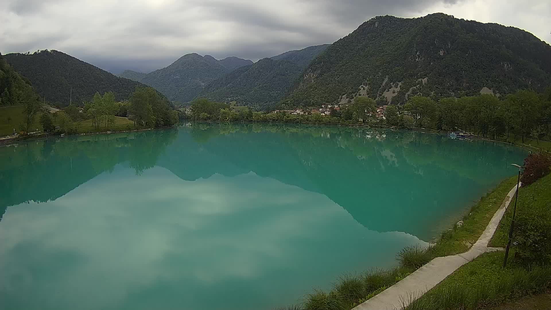 Most na Soči – Pogled na jezero