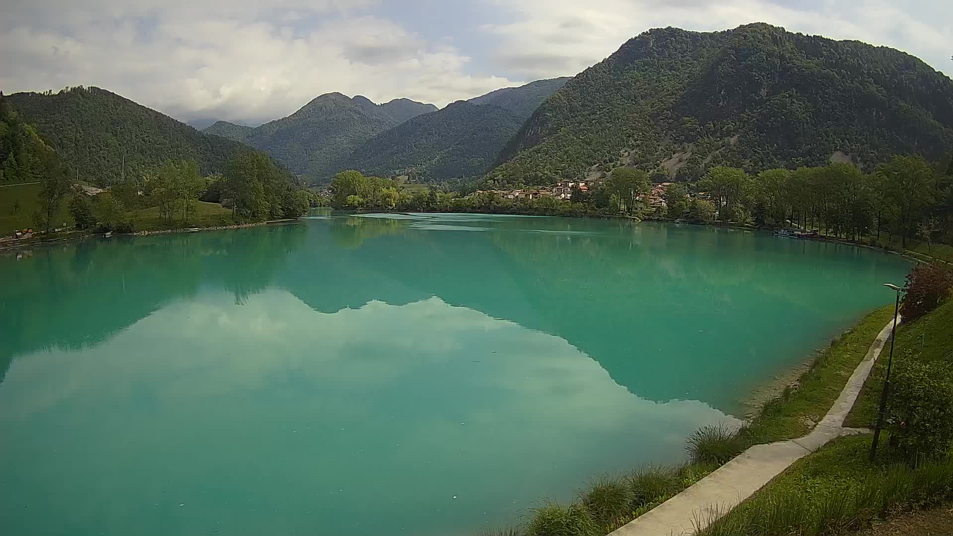 Most na Soči – Pogled na jezero
