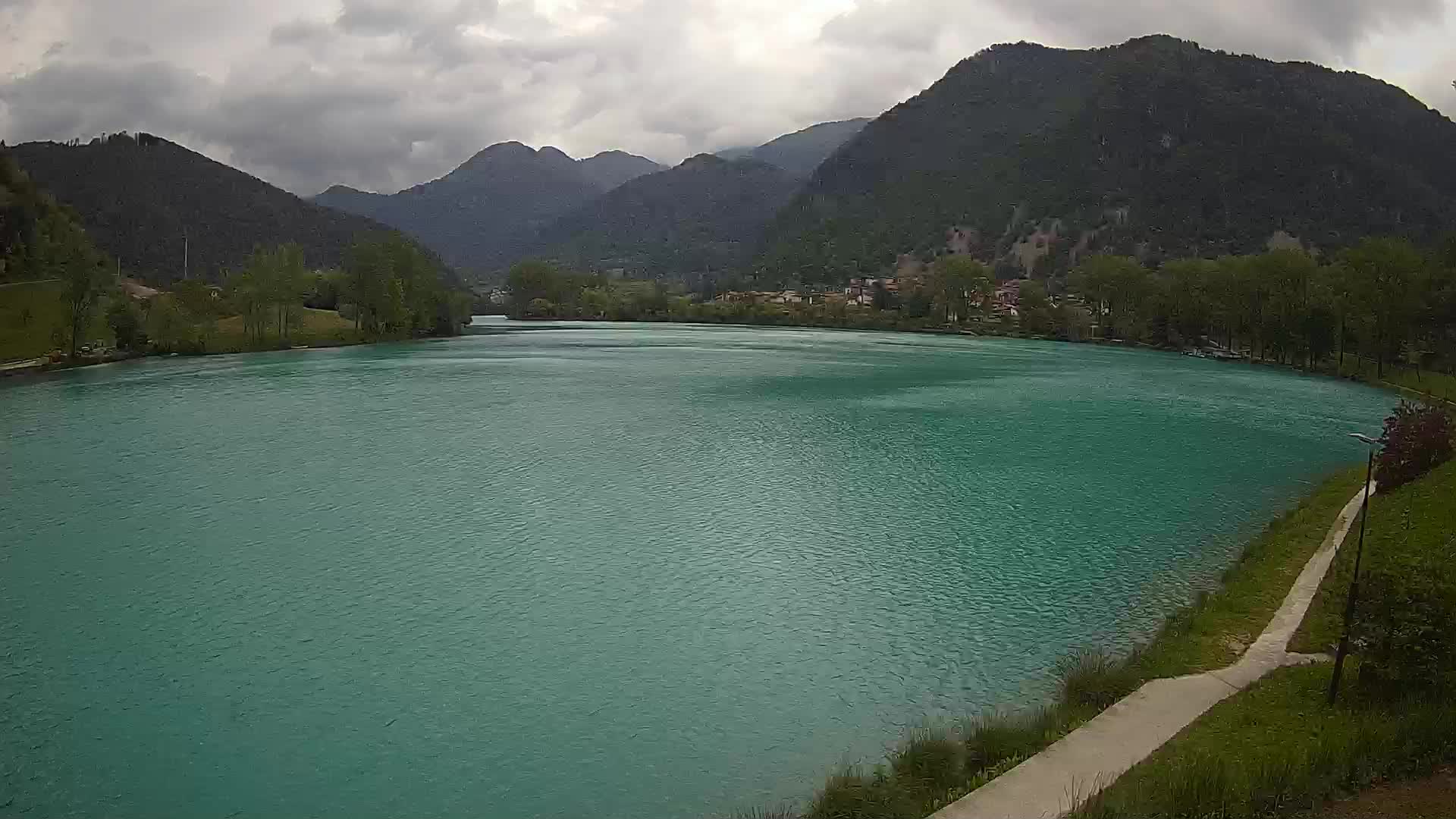 Most na Soči – Pogled na jezero