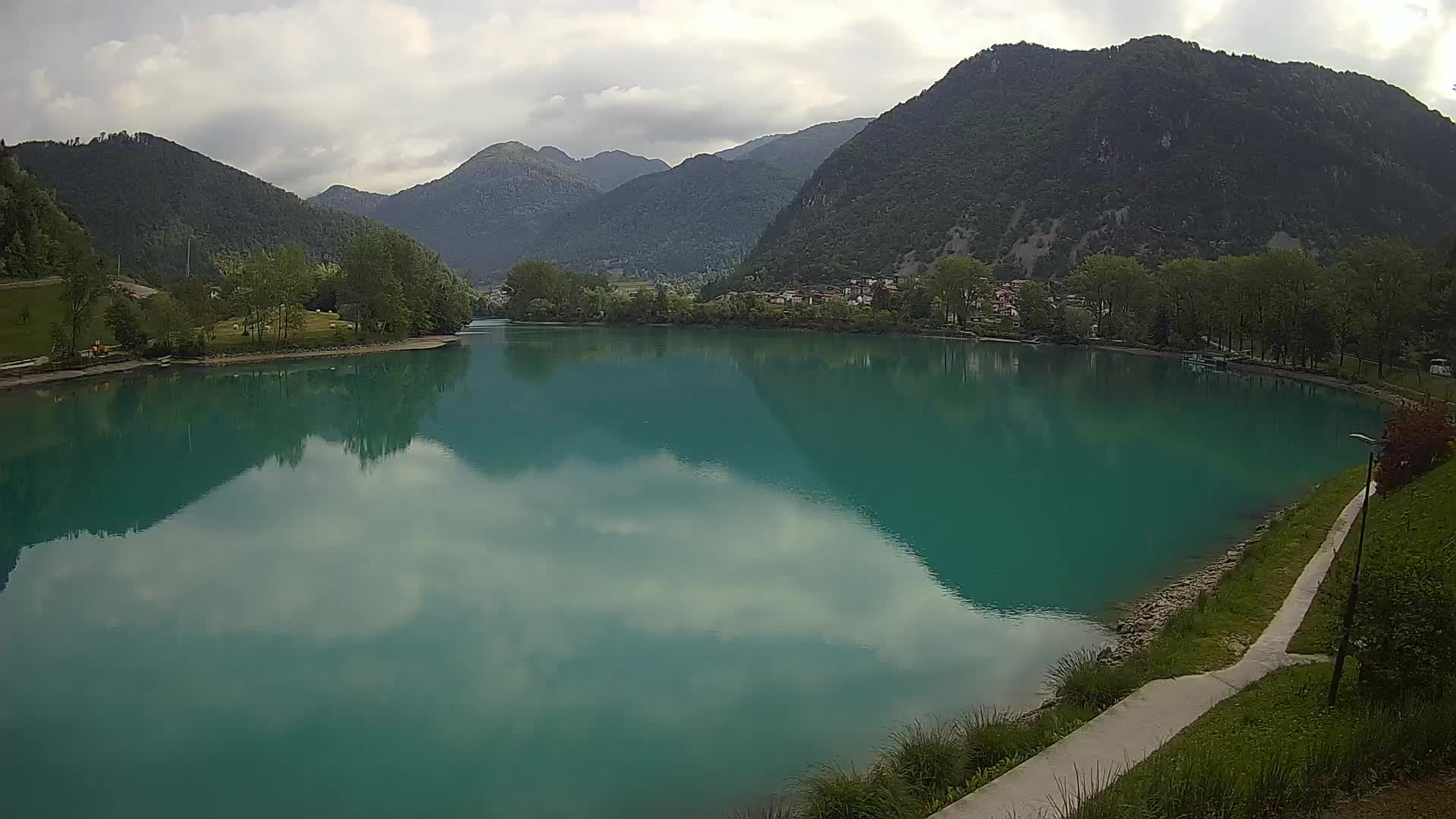 Most na Soči – Pogled na jezero