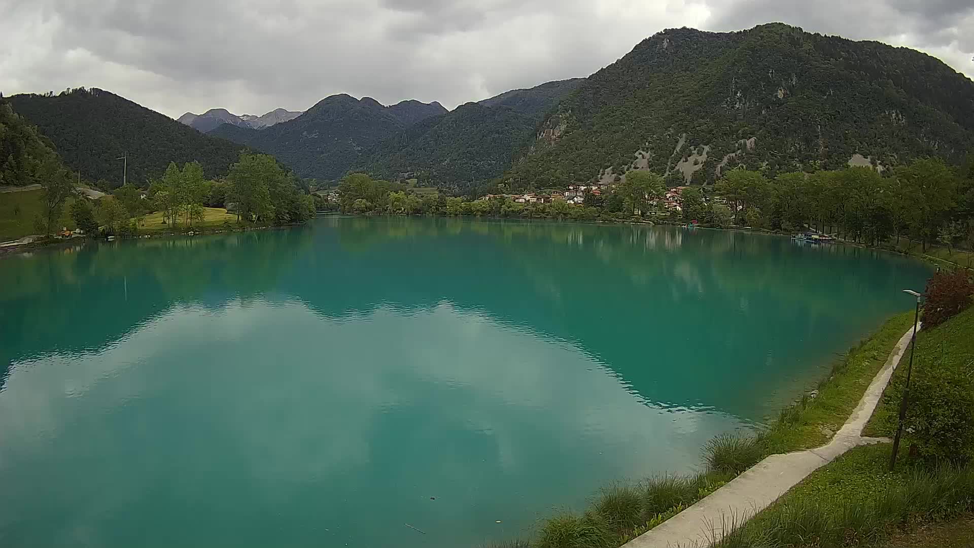 Most na Soči – Pogled na jezero
