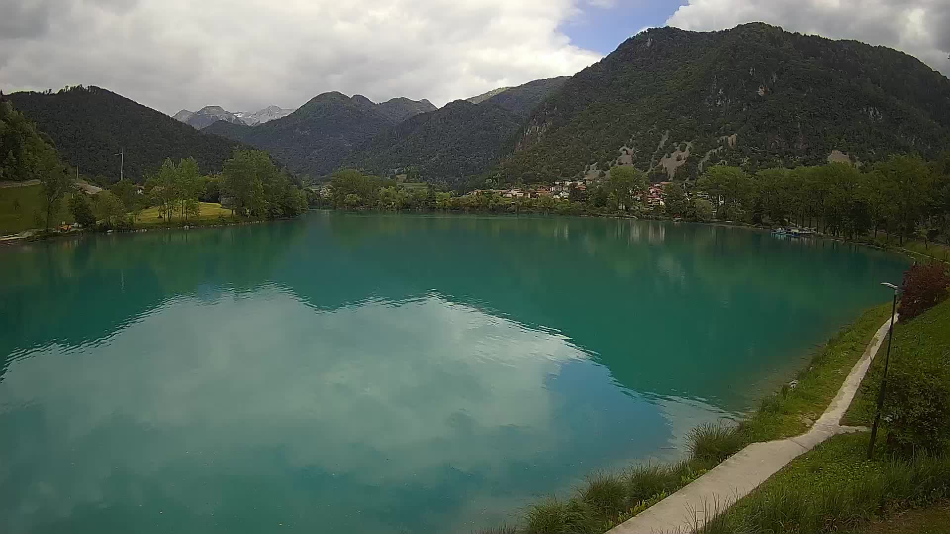 LIVE Webcam Most na Soči lake – Slovenia