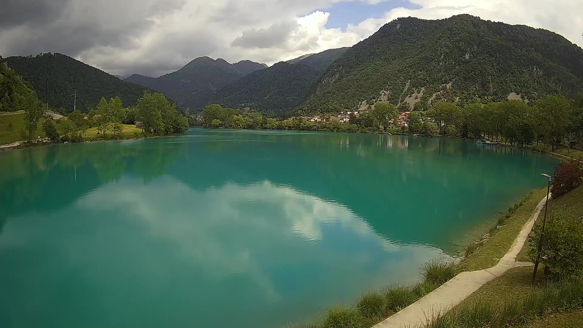 Web kamera Most na Soči – jezero