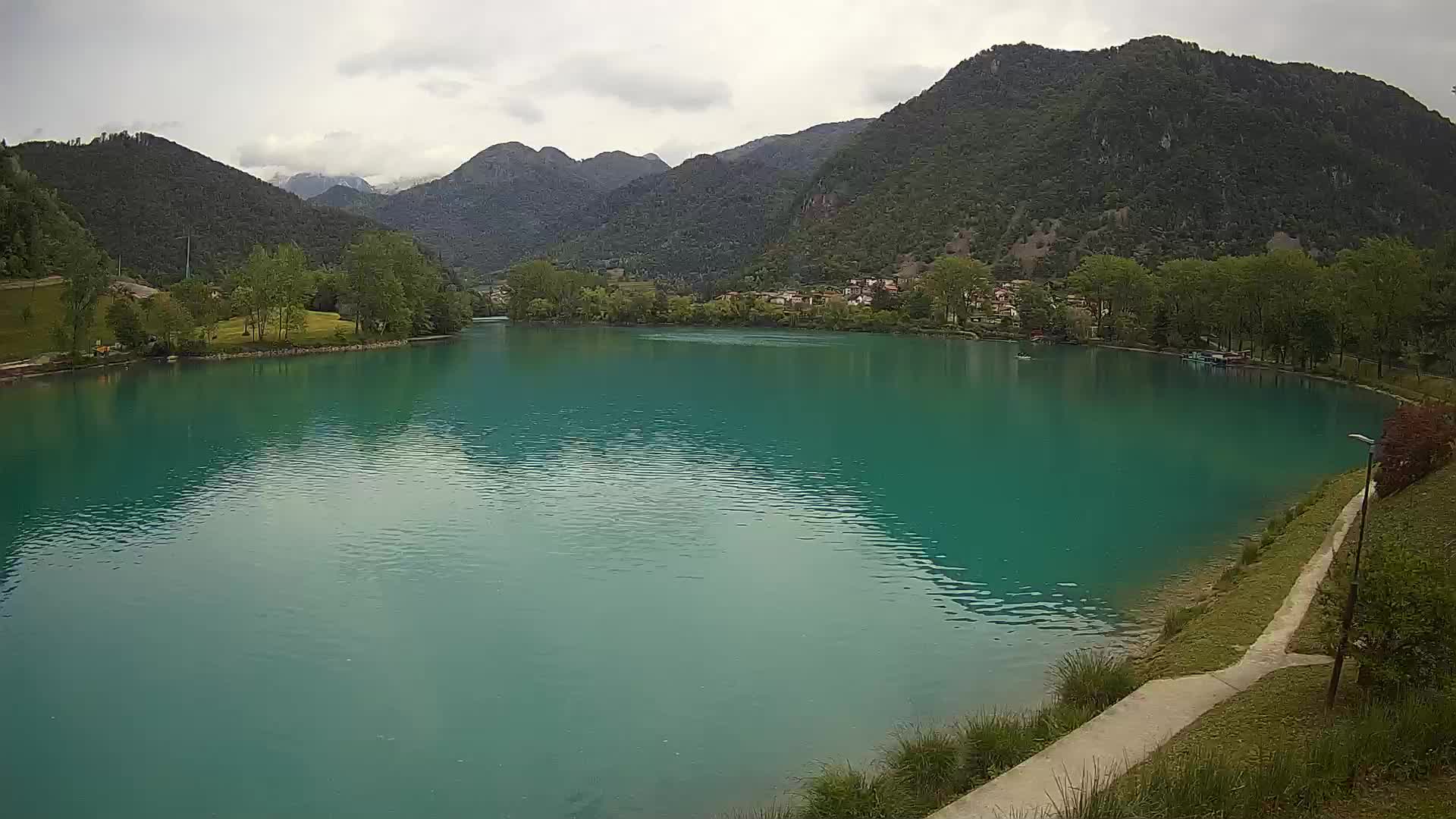 Spletna kamera Most na Soči – jezero