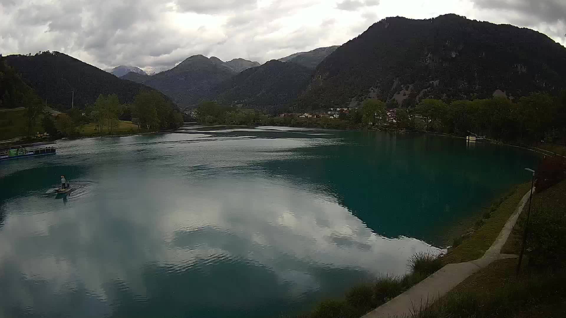 Spletna kamera Most na Soči – jezero