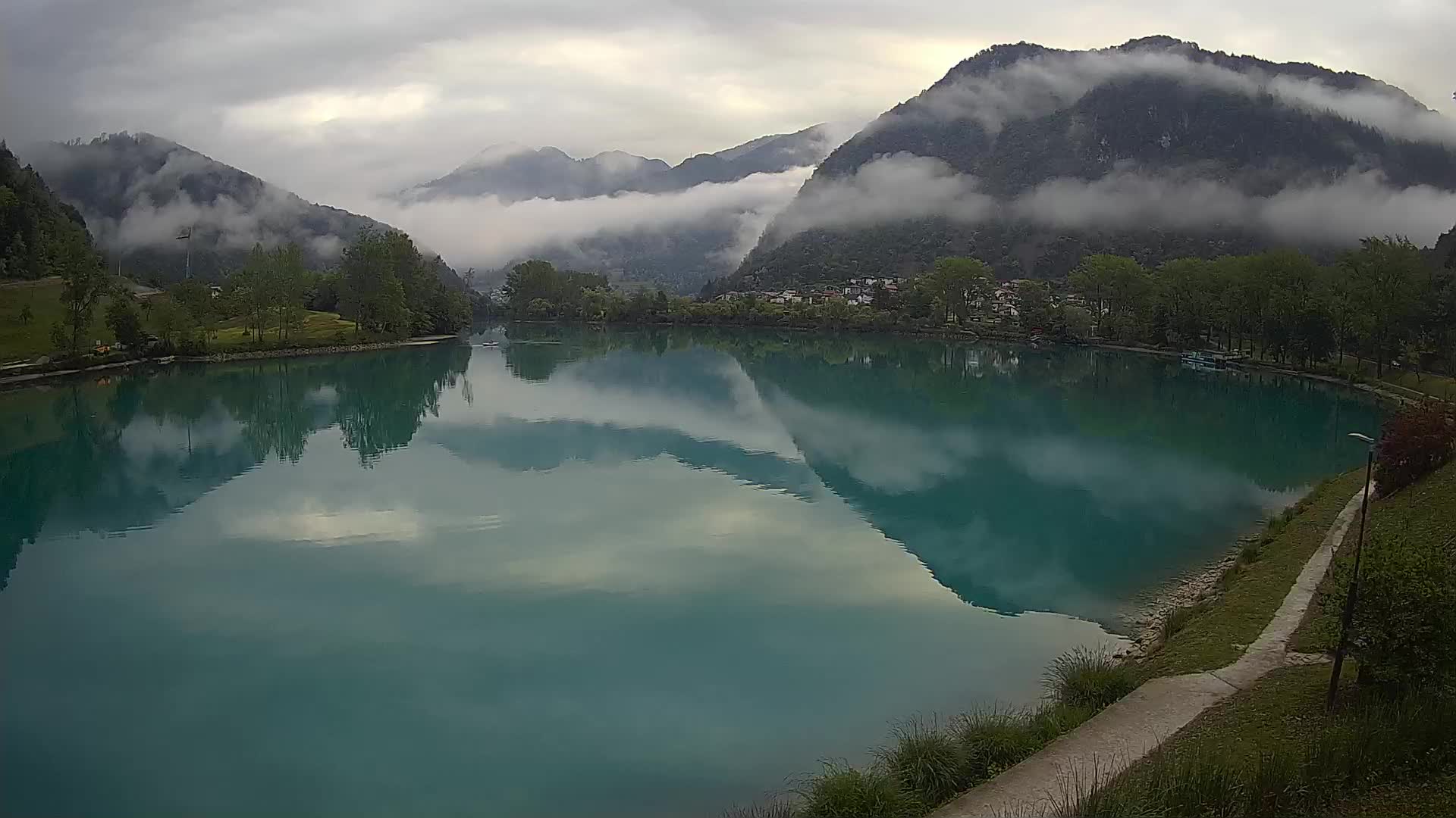 Most na Soči – Pogled na jezero