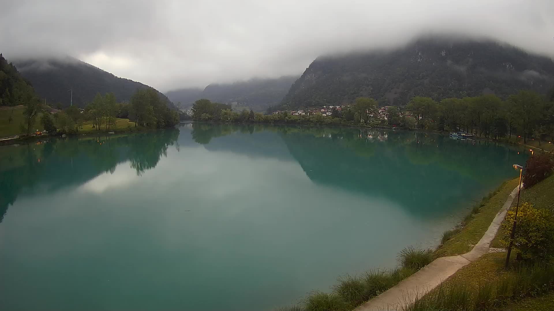 Web kamera Most na Soči – jezero