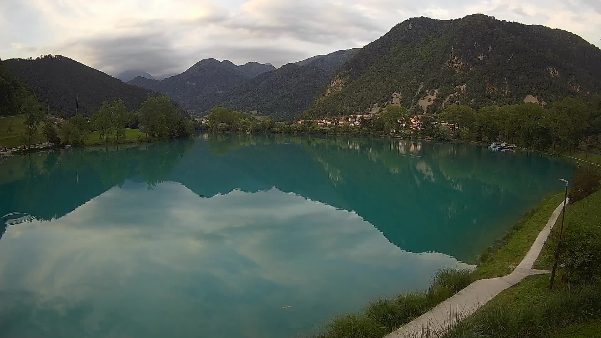 Most na Soči – Pogled na jezero