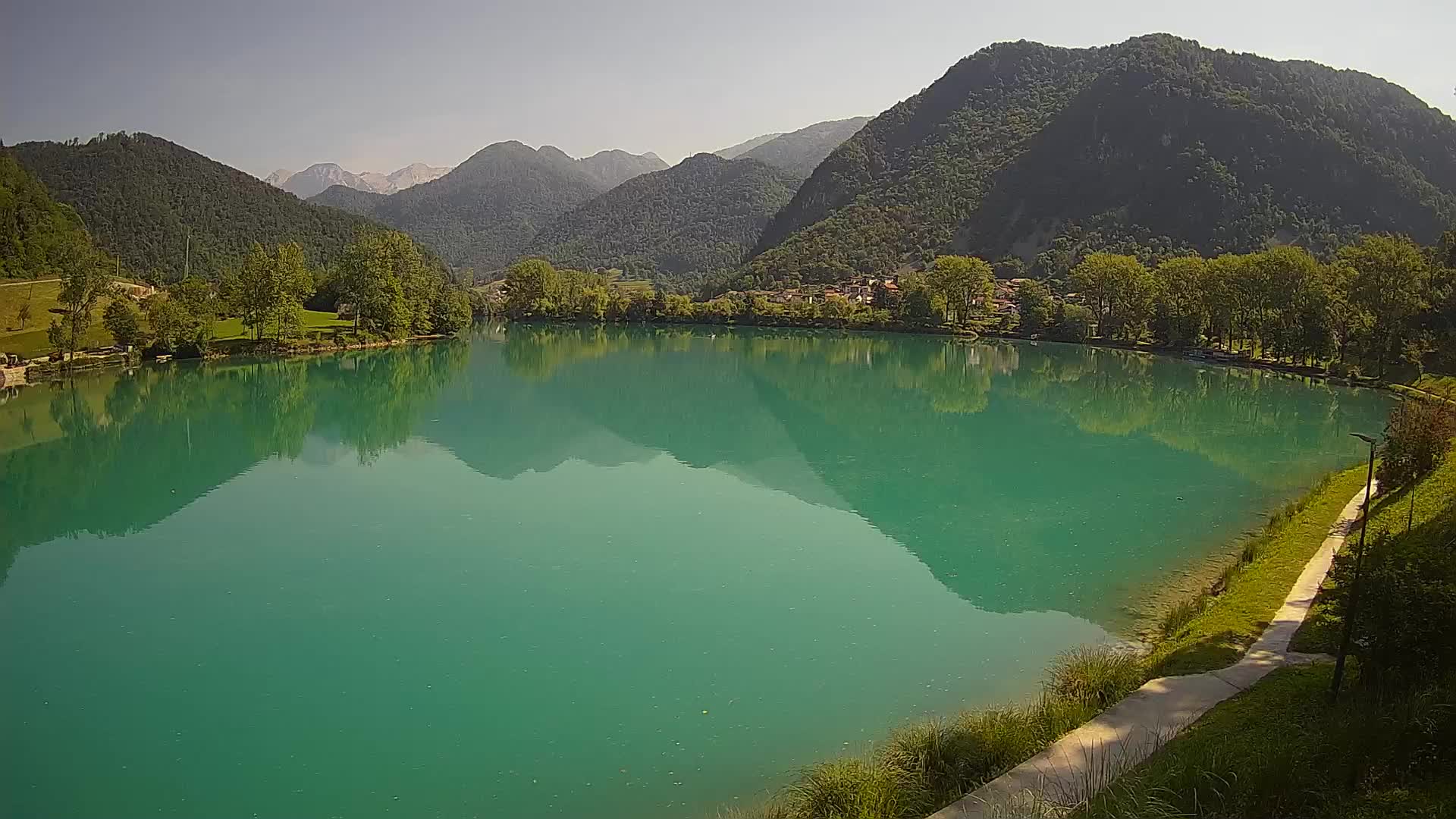 Most na Soči – Pogled na jezero