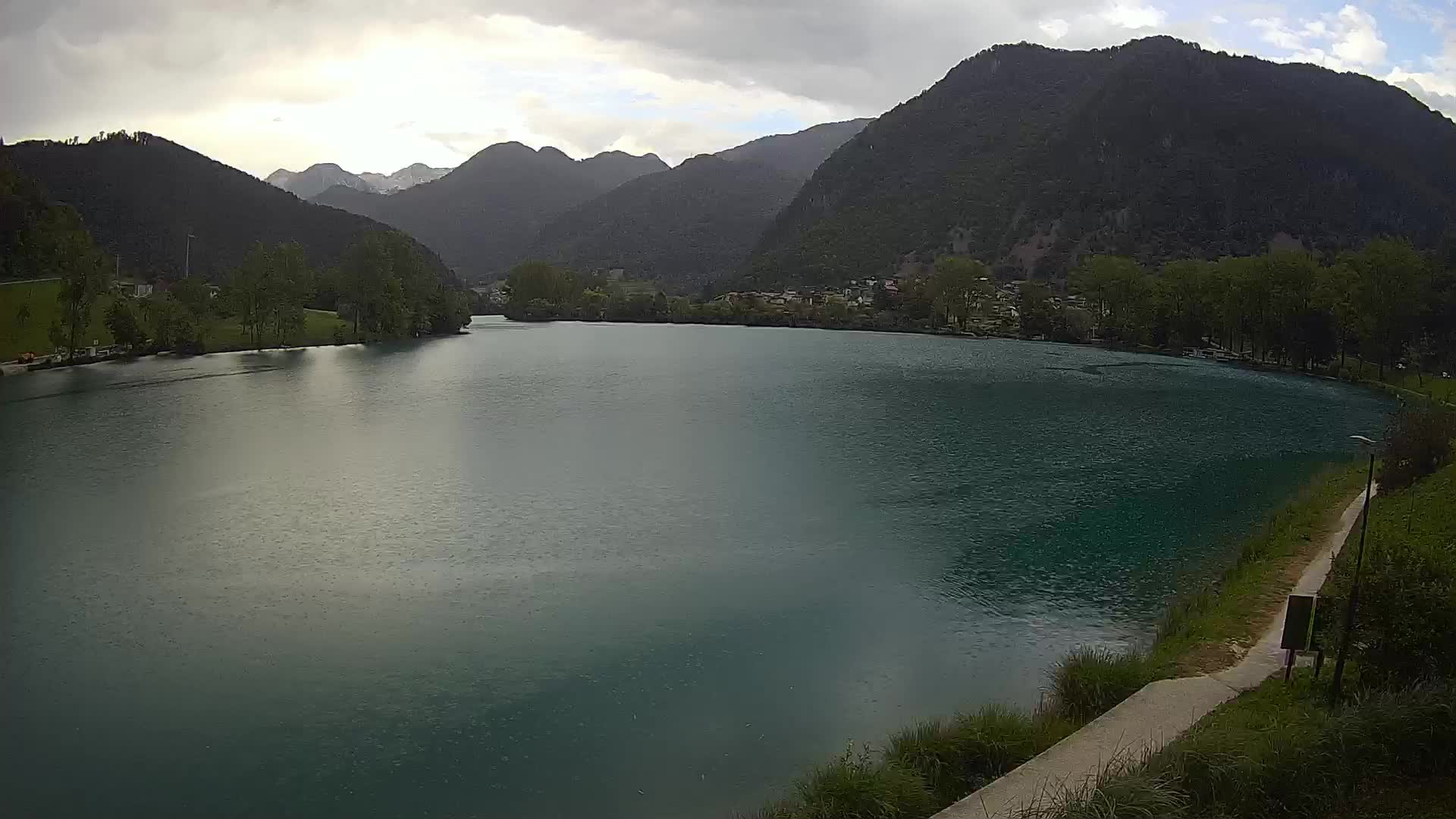 Web kamera Most na Soči – jezero