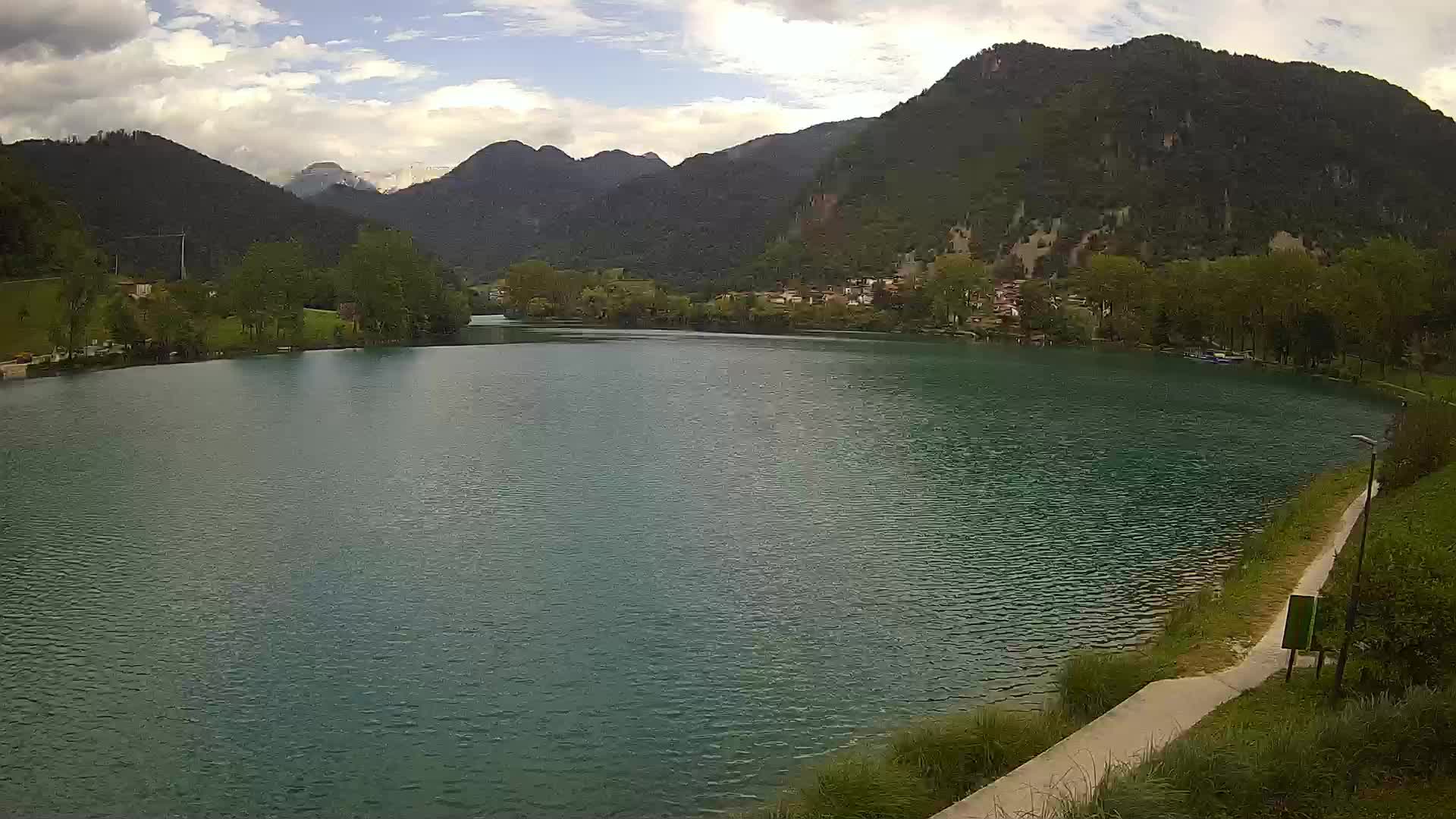 Most na Soči – Pogled na jezero