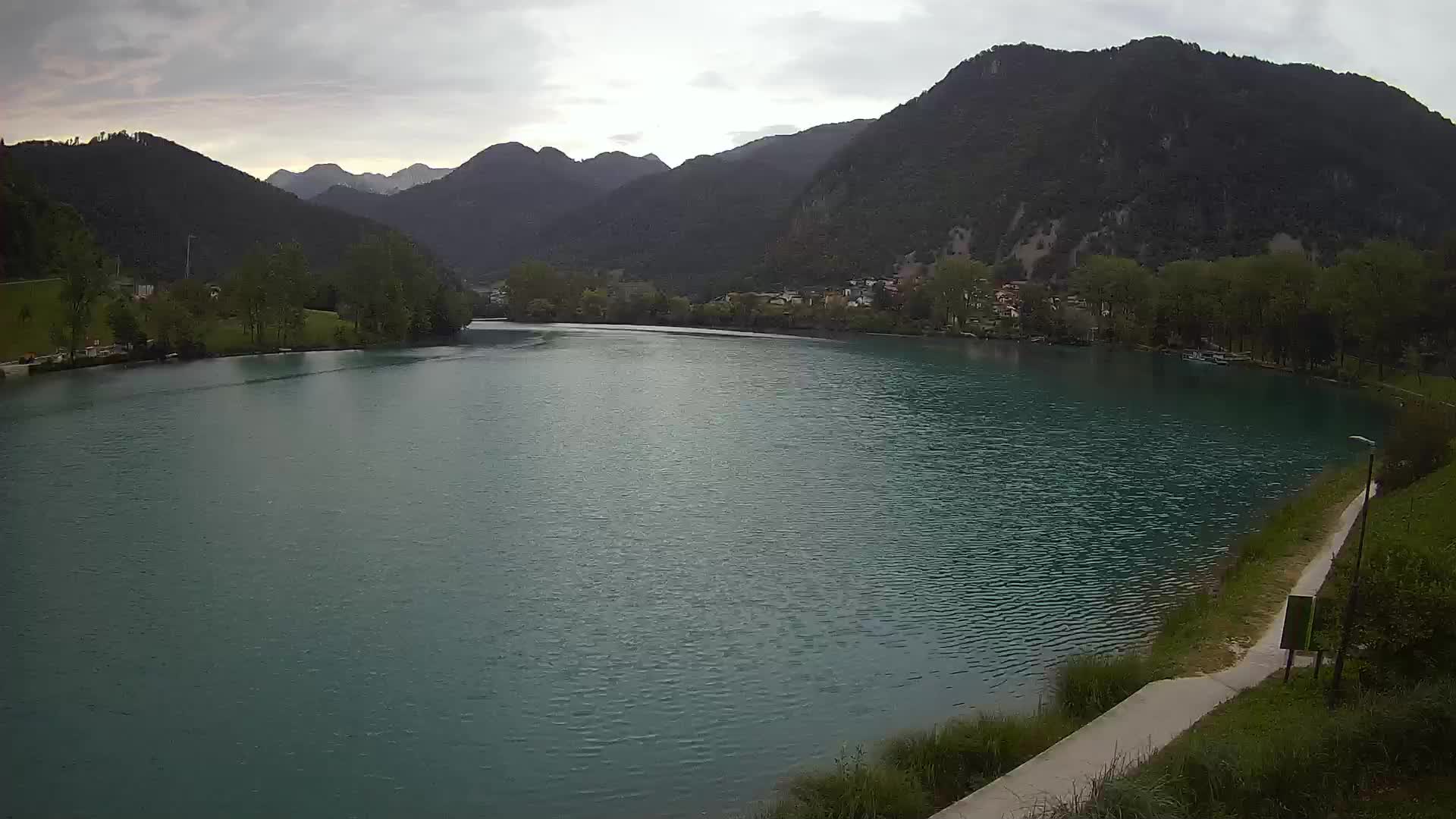 Web kamera Most na Soči – jezero