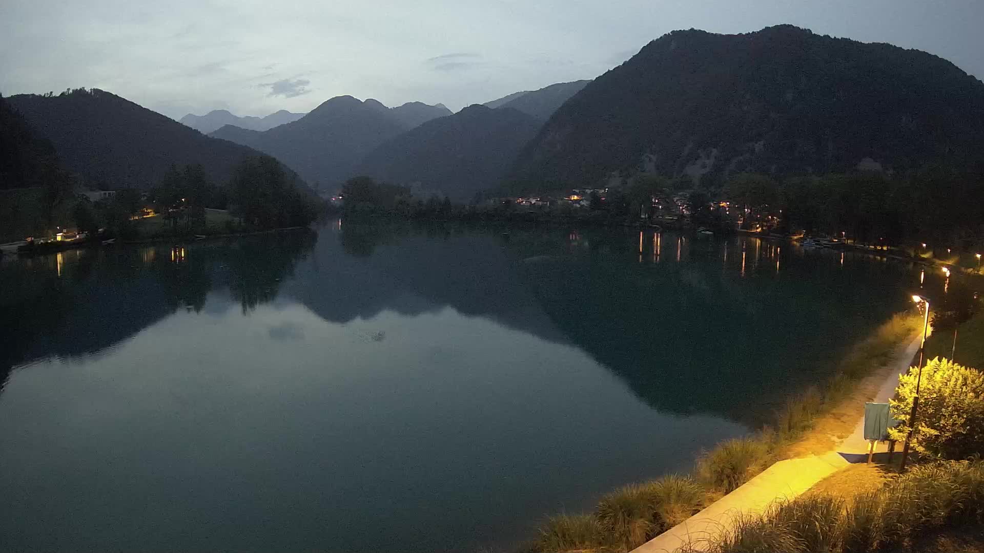 Spletna kamera Most na Soči – jezero