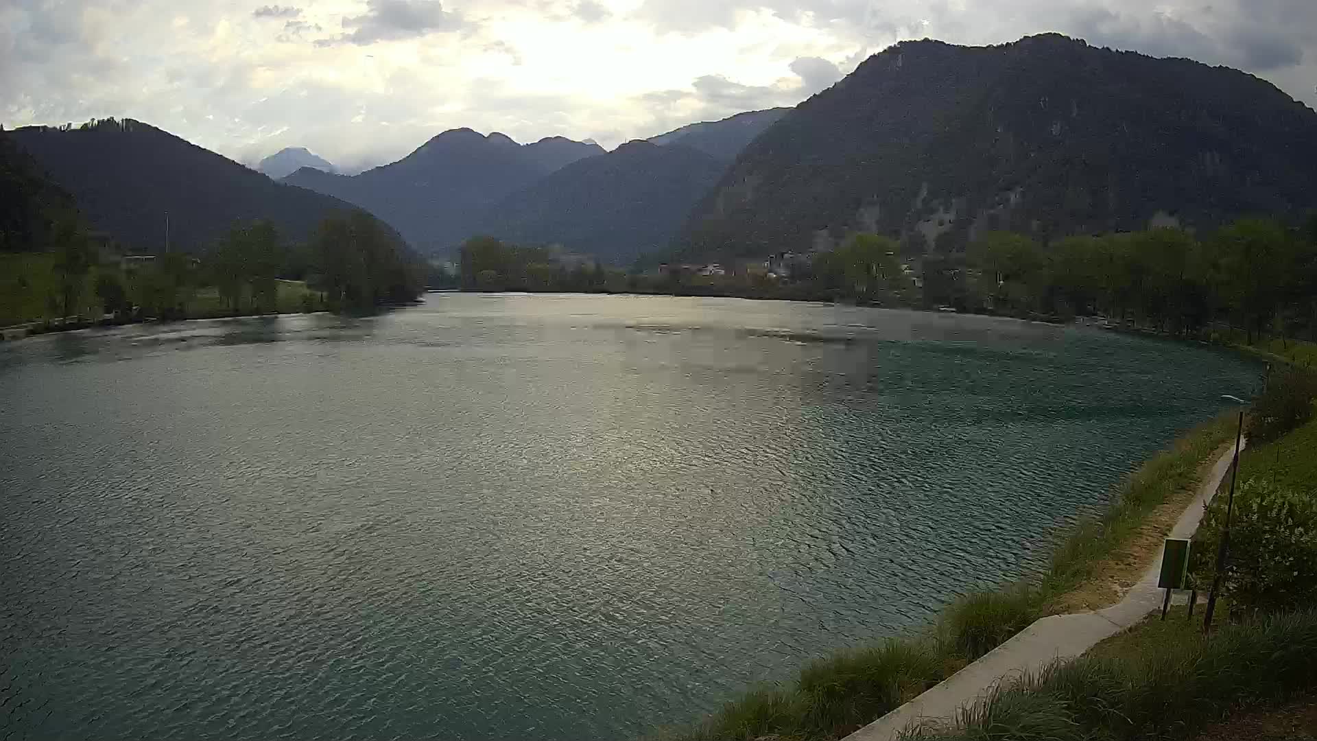 Web kamera Most na Soči – jezero