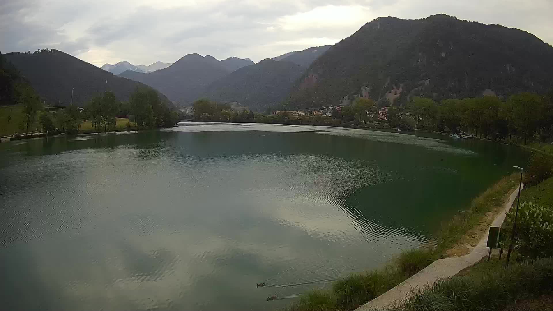 Web kamera Most na Soči – jezero