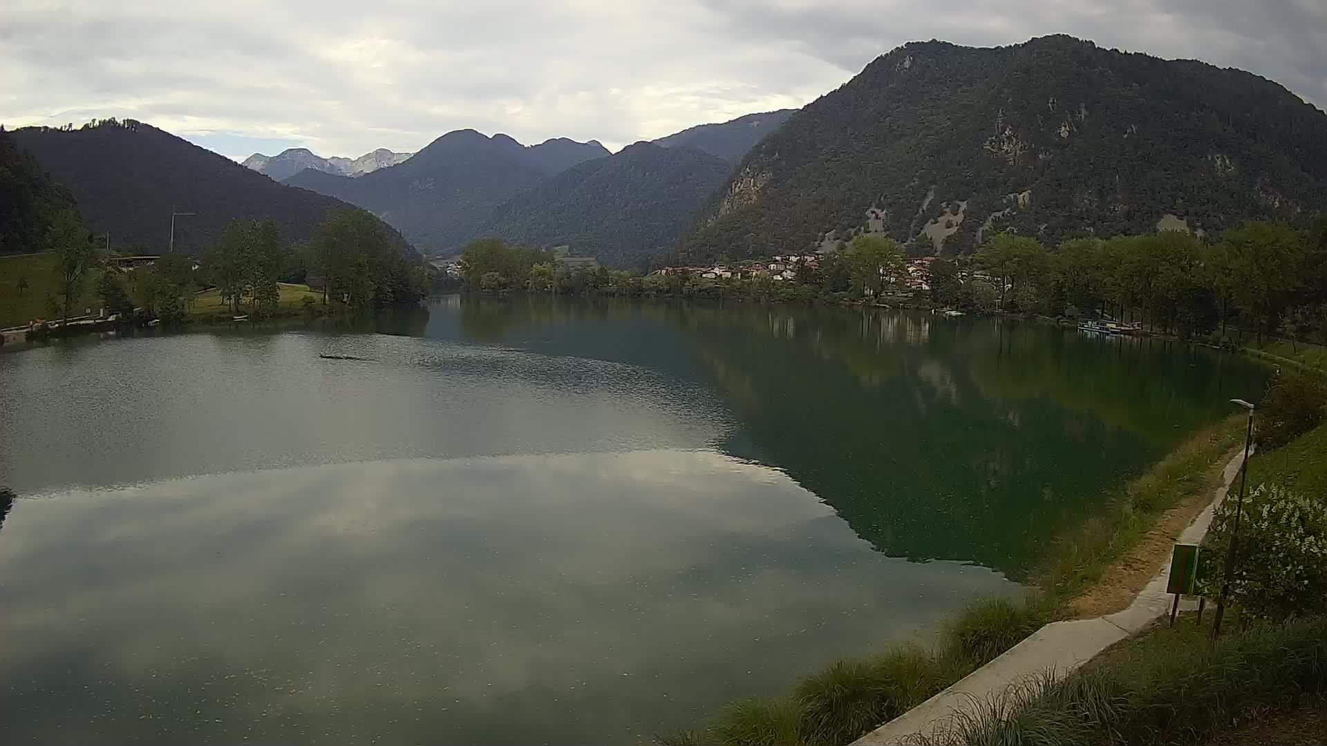 Web kamera Most na Soči – jezero