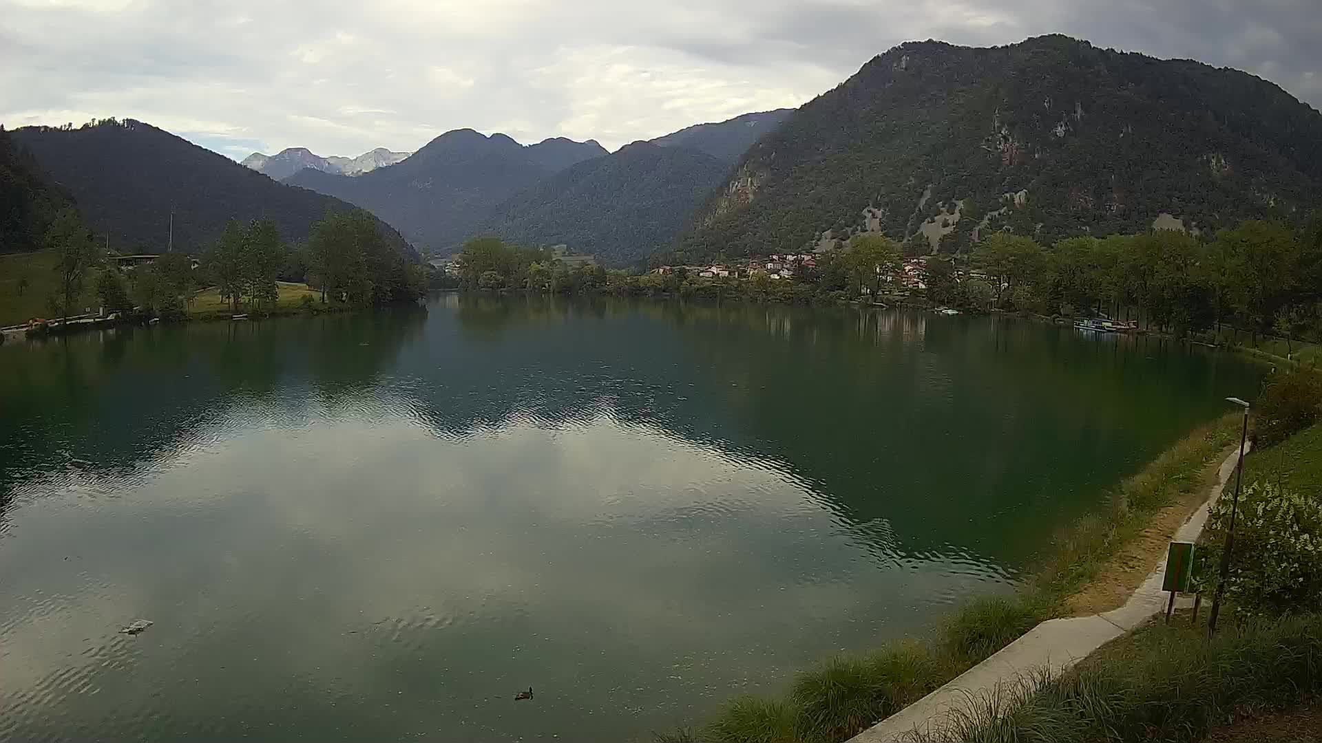 Spletna kamera Most na Soči – jezero