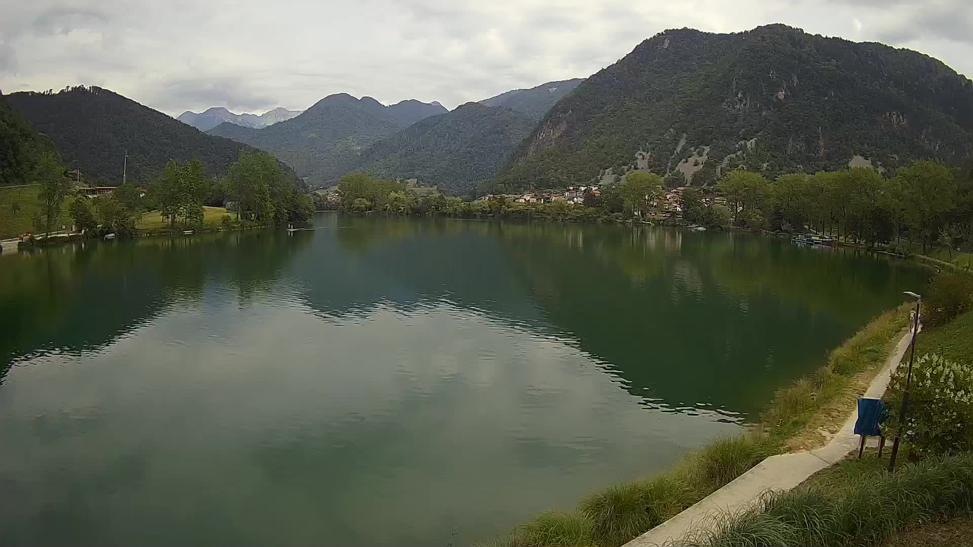 Spletna kamera Most na Soči – jezero