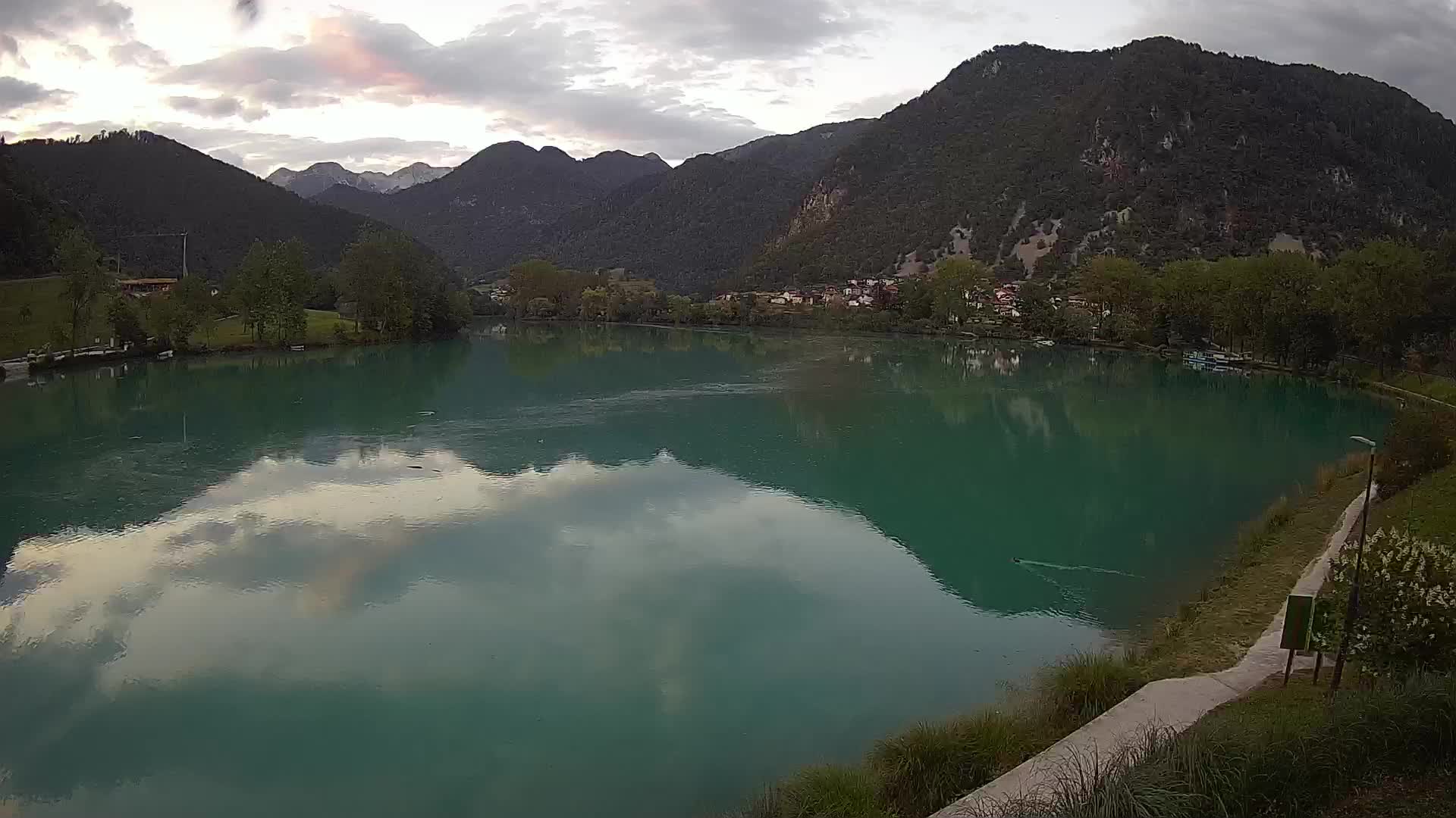 LIVEcam Most na Soči lago – Slovenia