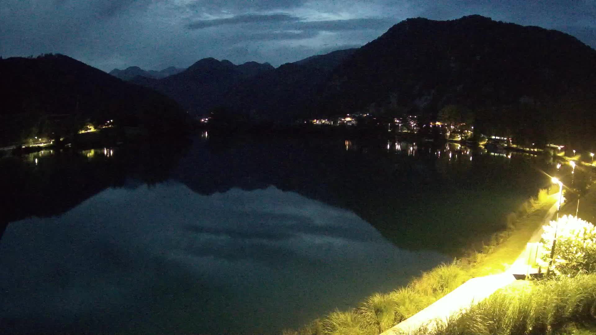 Spletna kamera Most na Soči – jezero