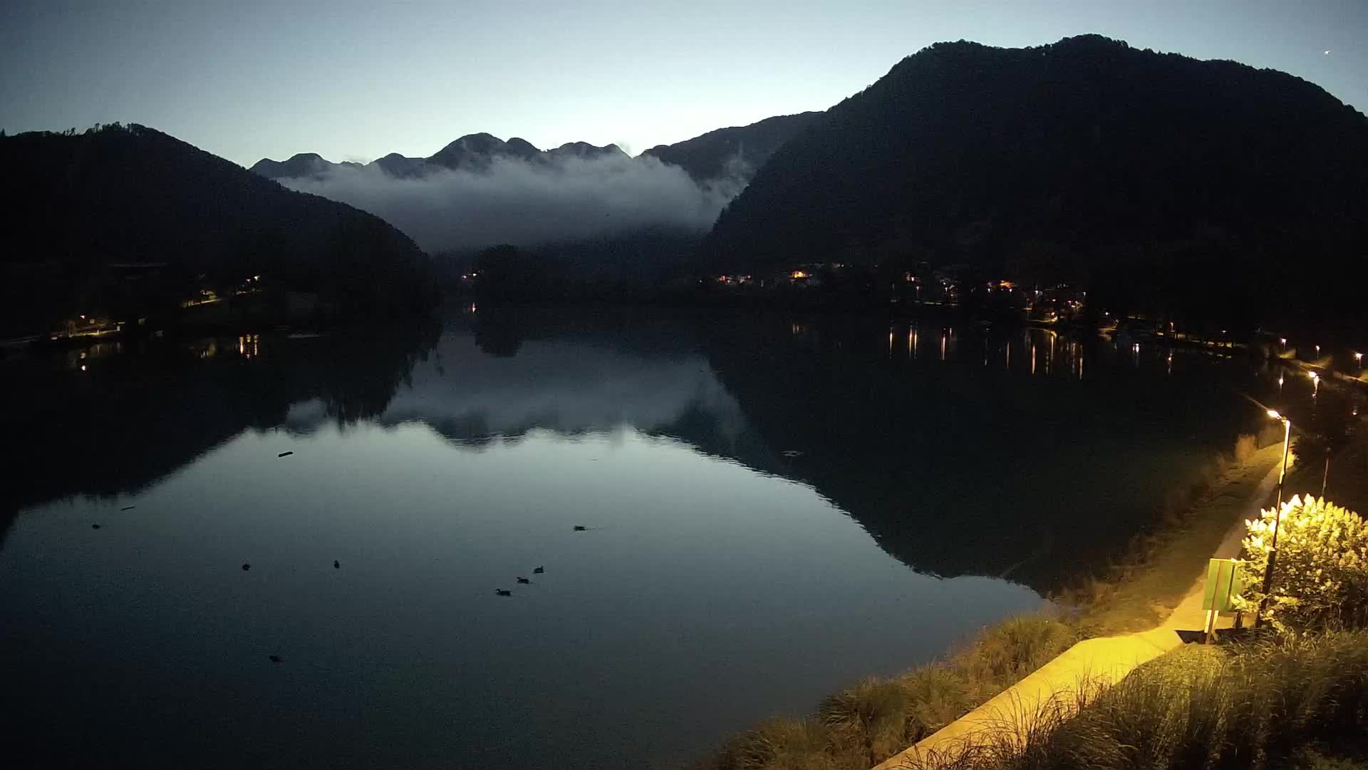 Spletna kamera Most na Soči – jezero