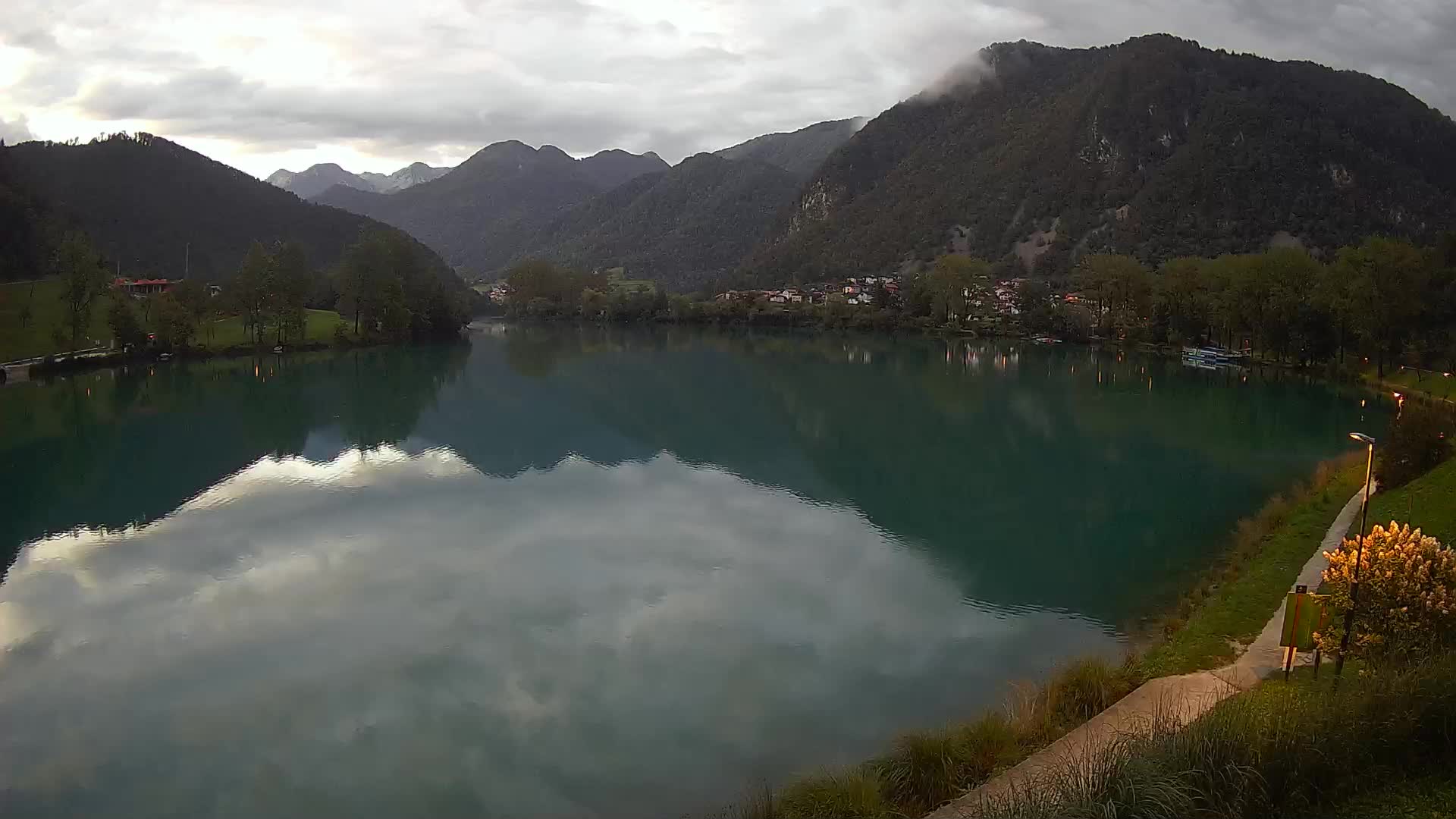 LIVEcam Most na Soči lago – Slovenia