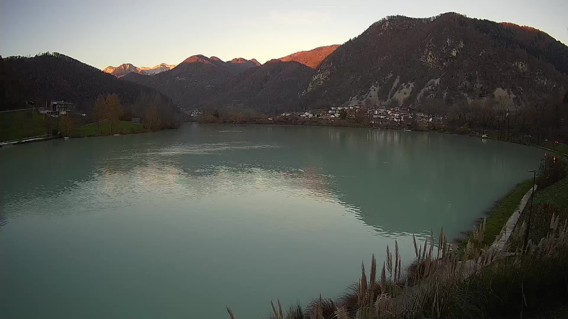 Web kamera Most na Soči – jezero