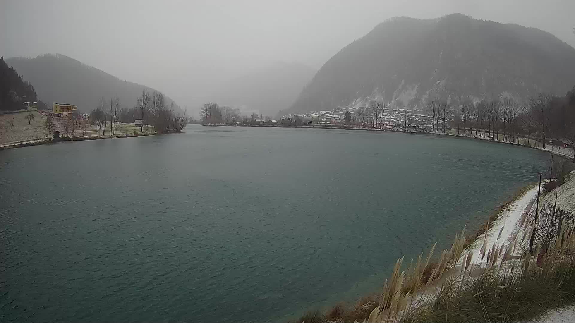 Web kamera Most na Soči – jezero