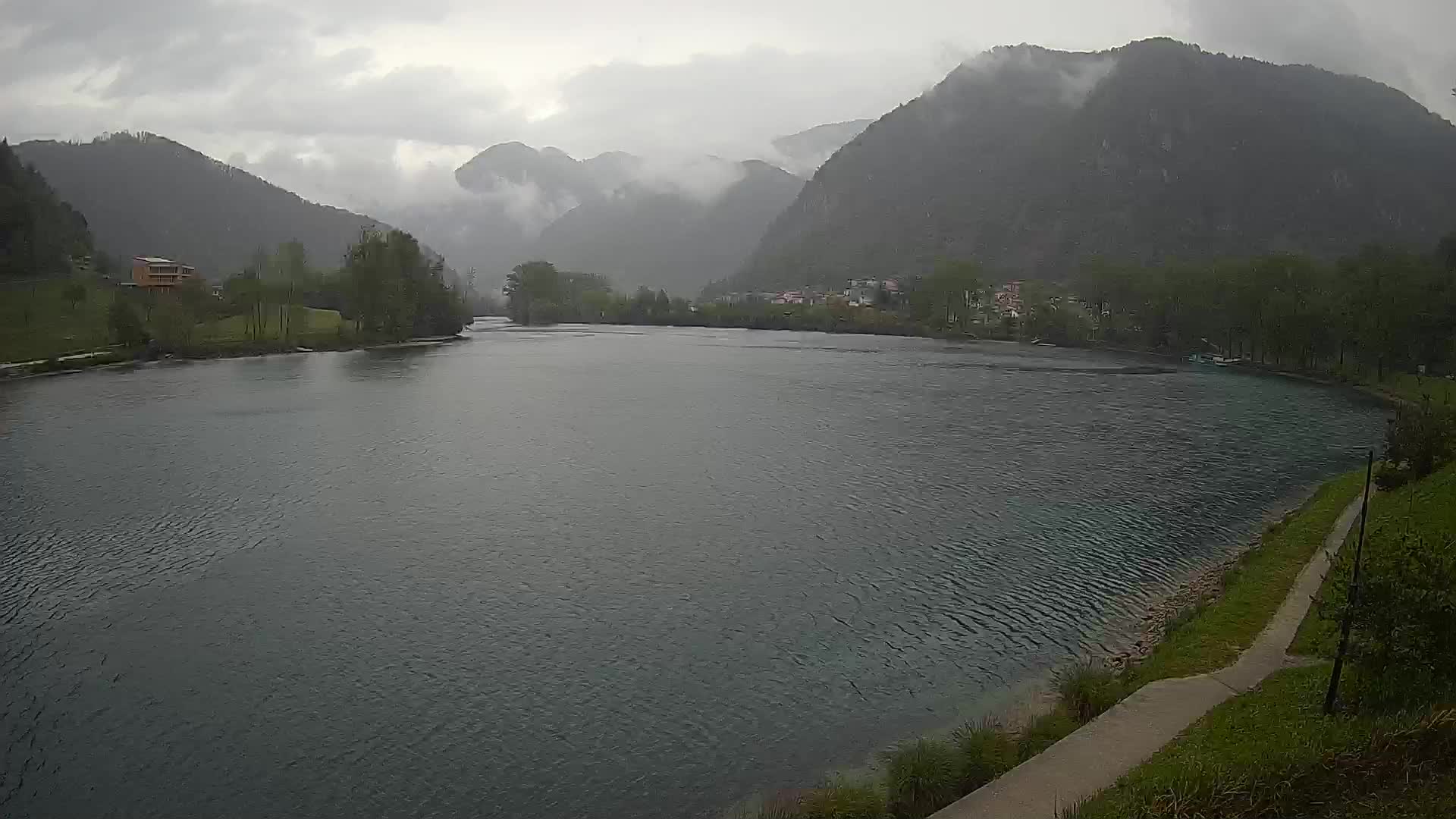 Spletna kamera Most na Soči – jezero