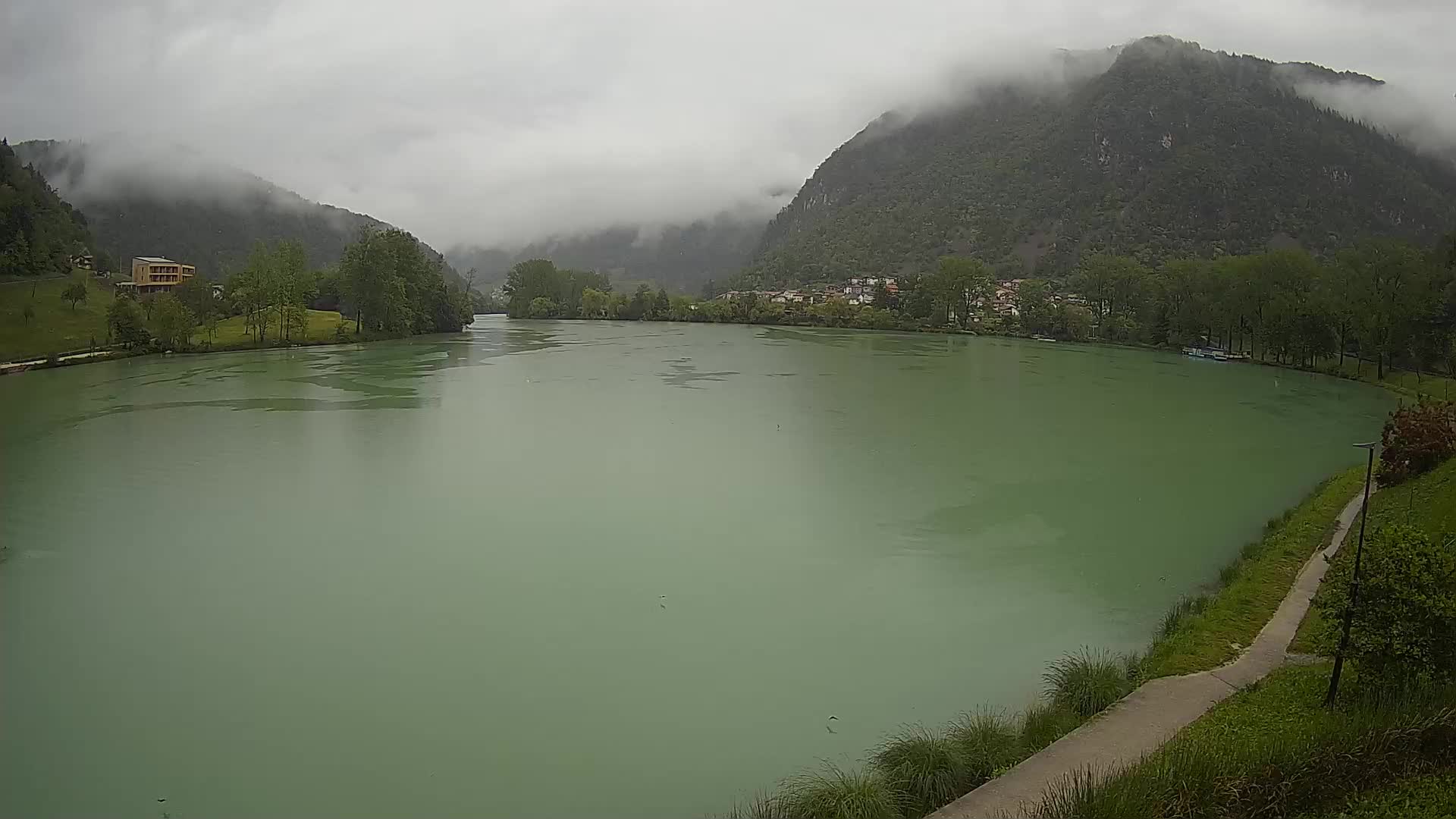 Web kamera Most na Soči – jezero