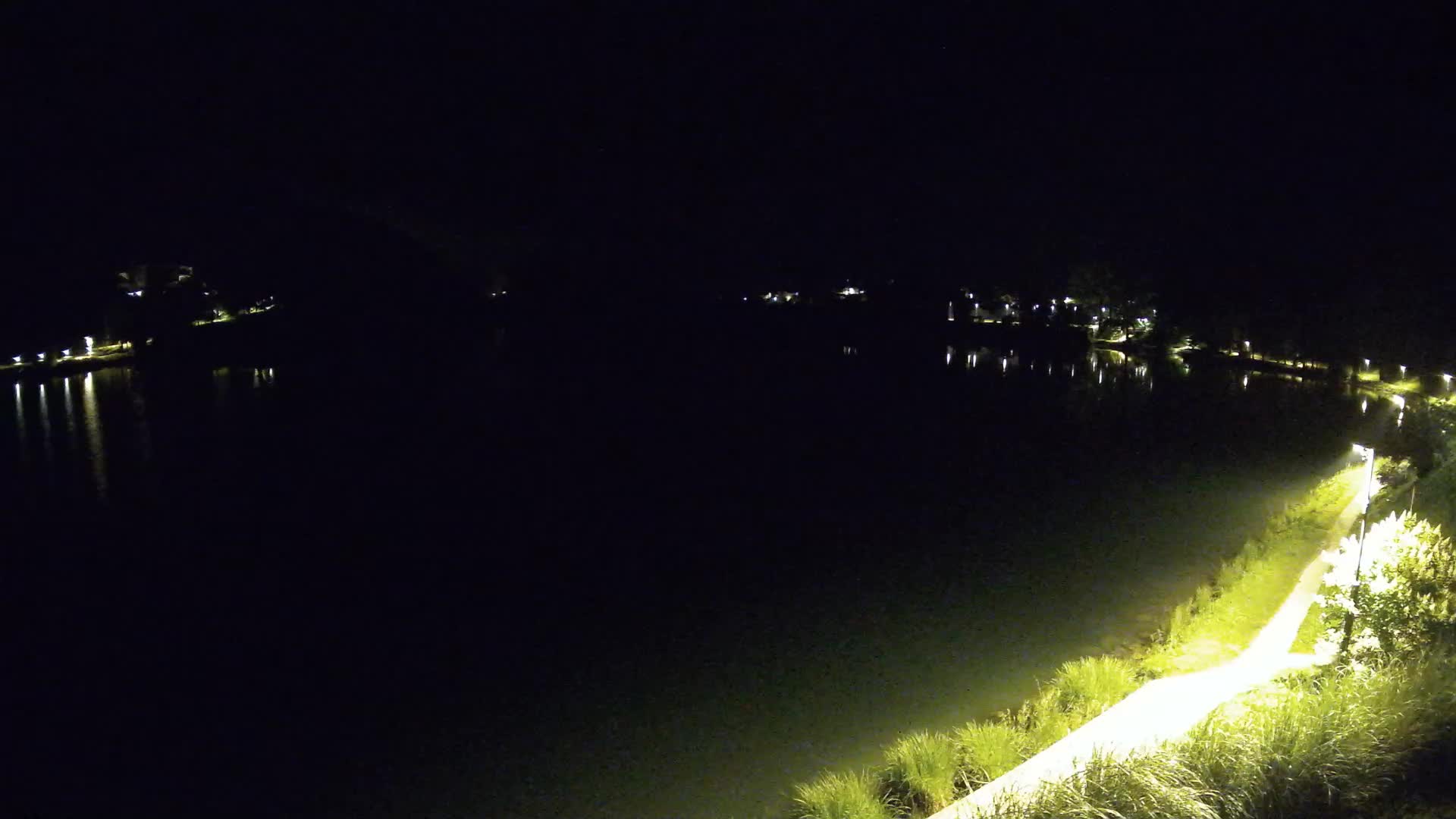 Spletna kamera Most na Soči – jezero