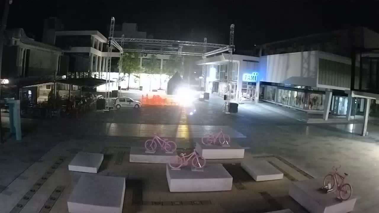 Caméra en direct Nova Gorica – Place Bevk | GO! 2025