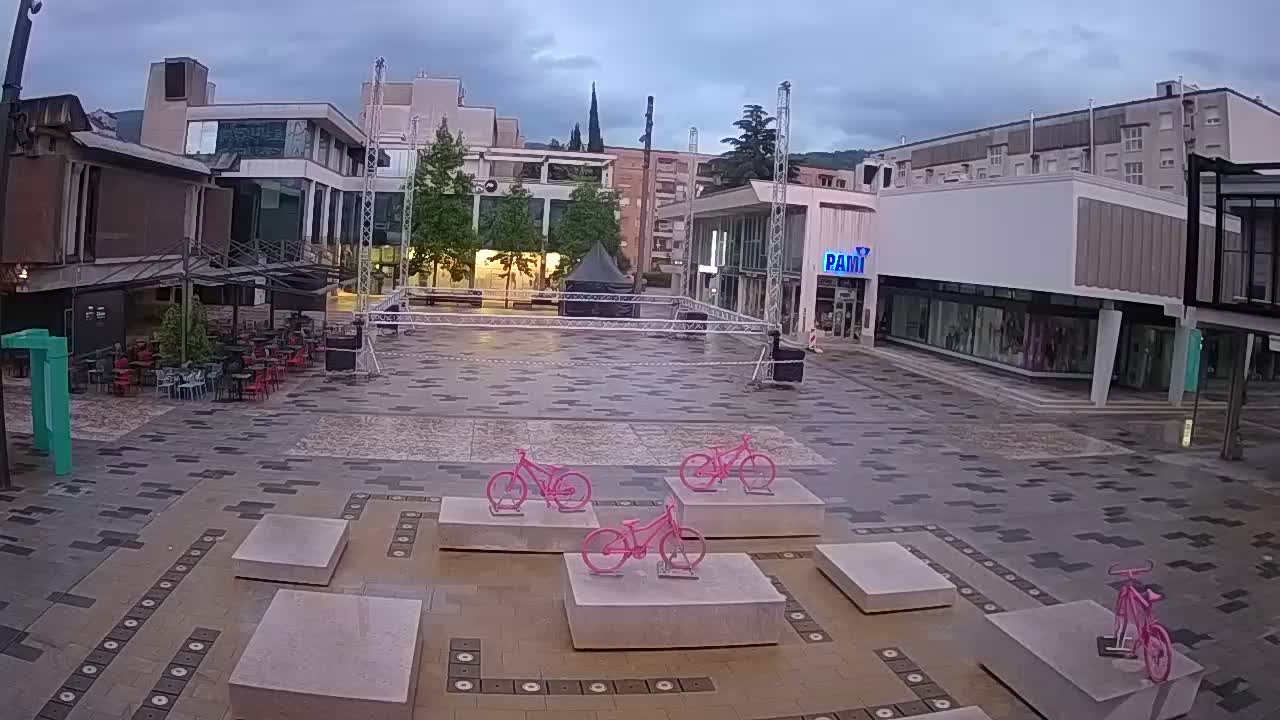 Caméra en direct Nova Gorica – Place Bevk | GO! 2025