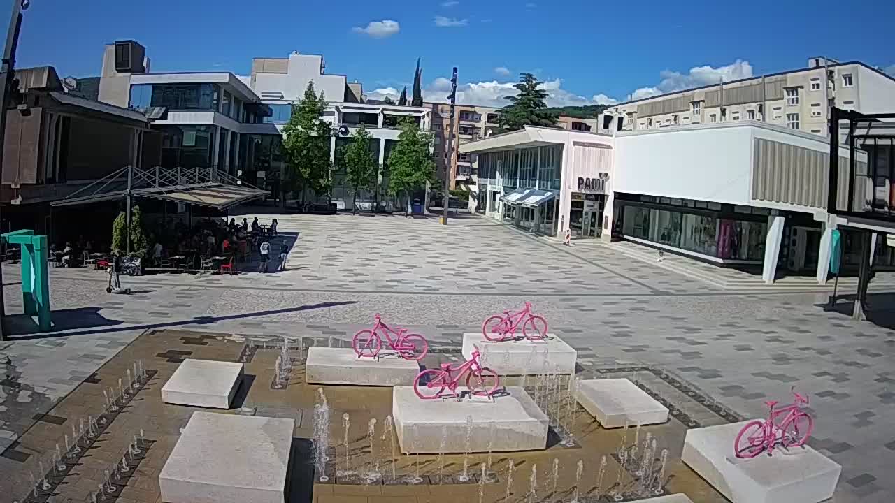 Caméra en direct Nova Gorica – Place Bevk | GO! 2025