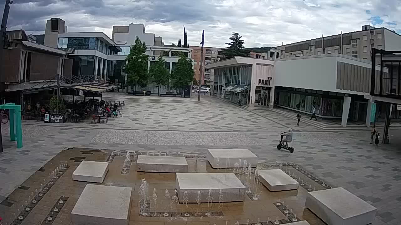 Caméra en direct Nova Gorica – Place Bevk | GO! 2025