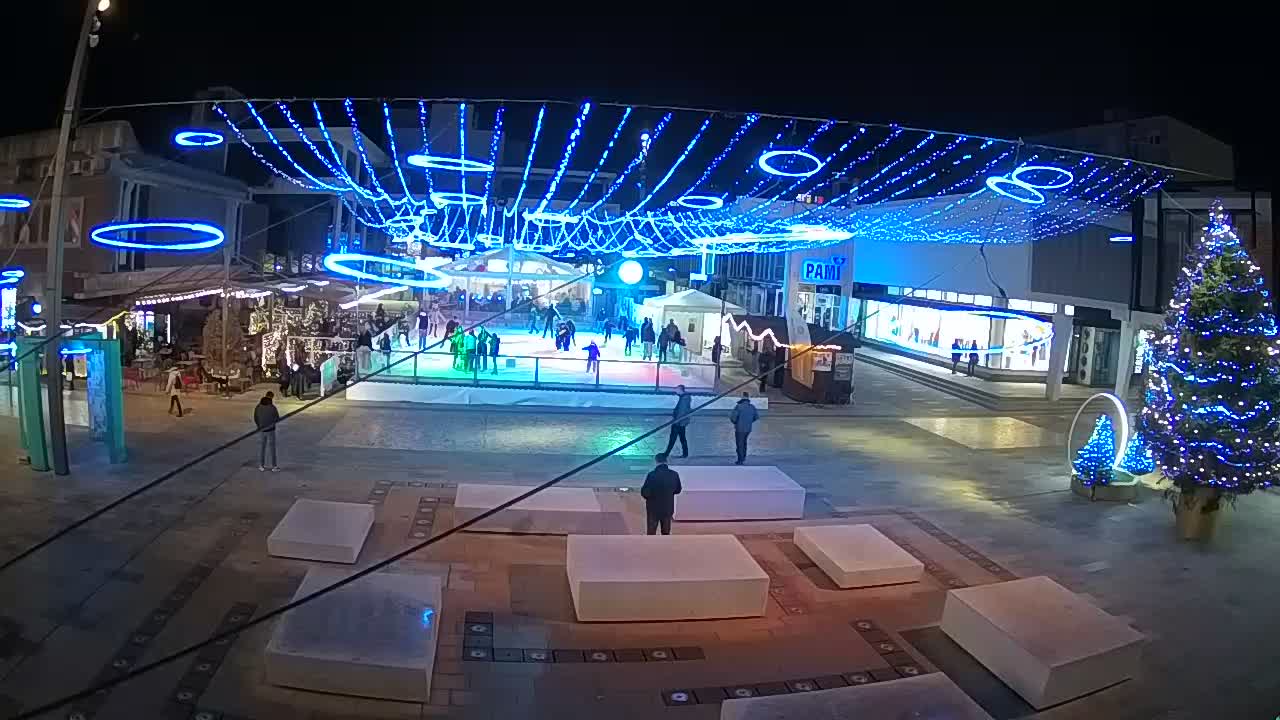 Caméra en direct Nova Gorica – Place Bevk | GO! 2025