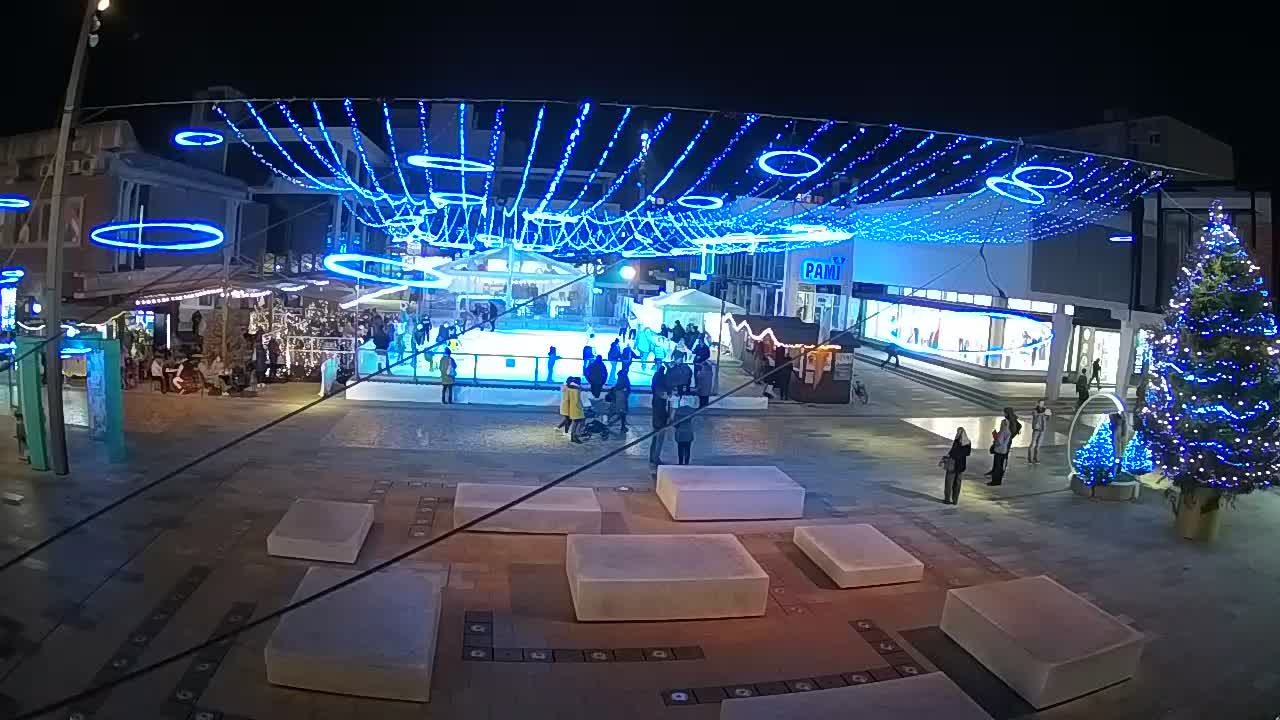 Caméra en direct Nova Gorica – Place Bevk | GO! 2025