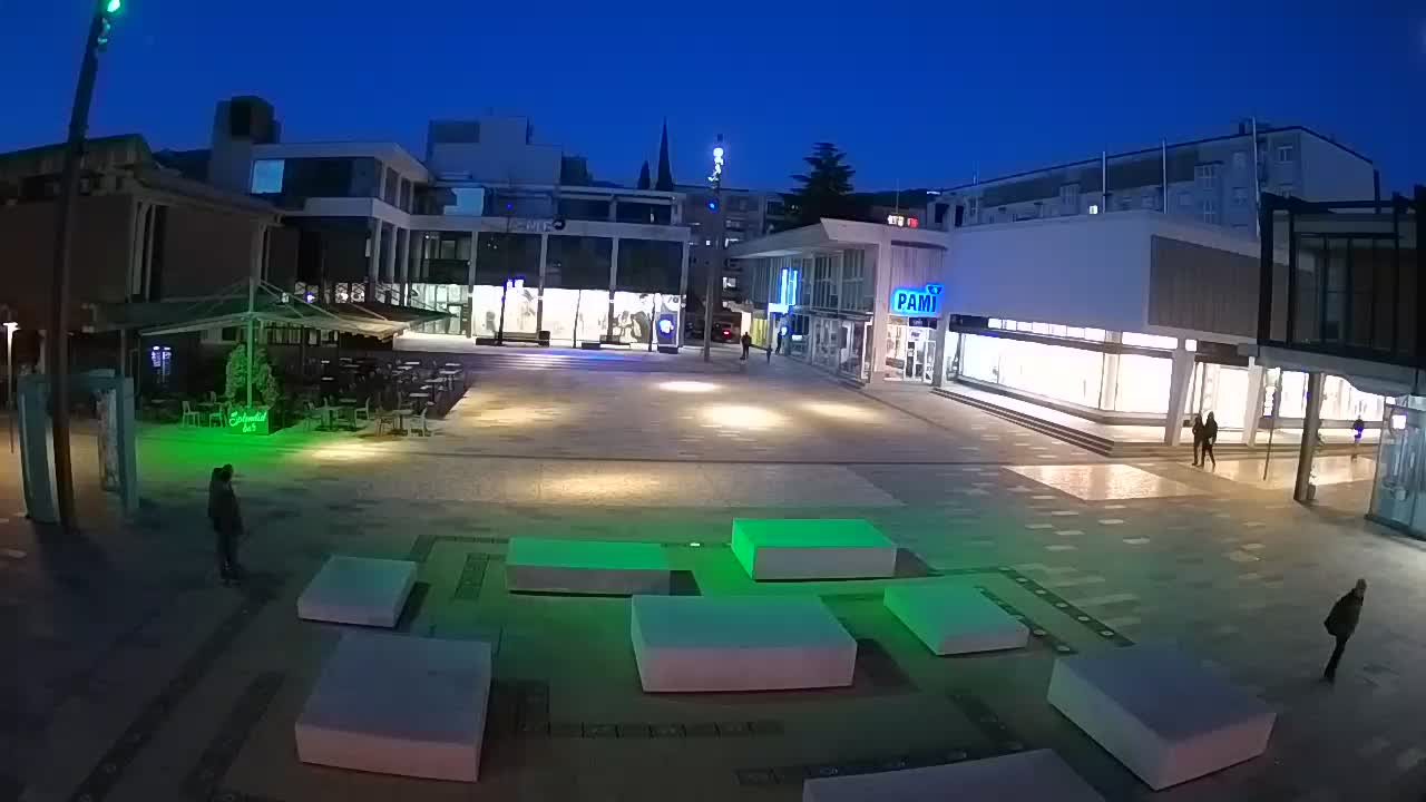 Caméra en direct Nova Gorica – Place Bevk | GO! 2025