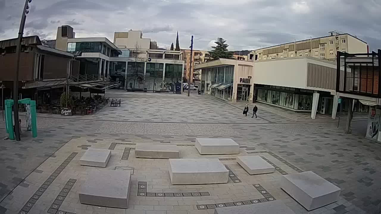 Caméra en direct Nova Gorica – Place Bevk | GO! 2025