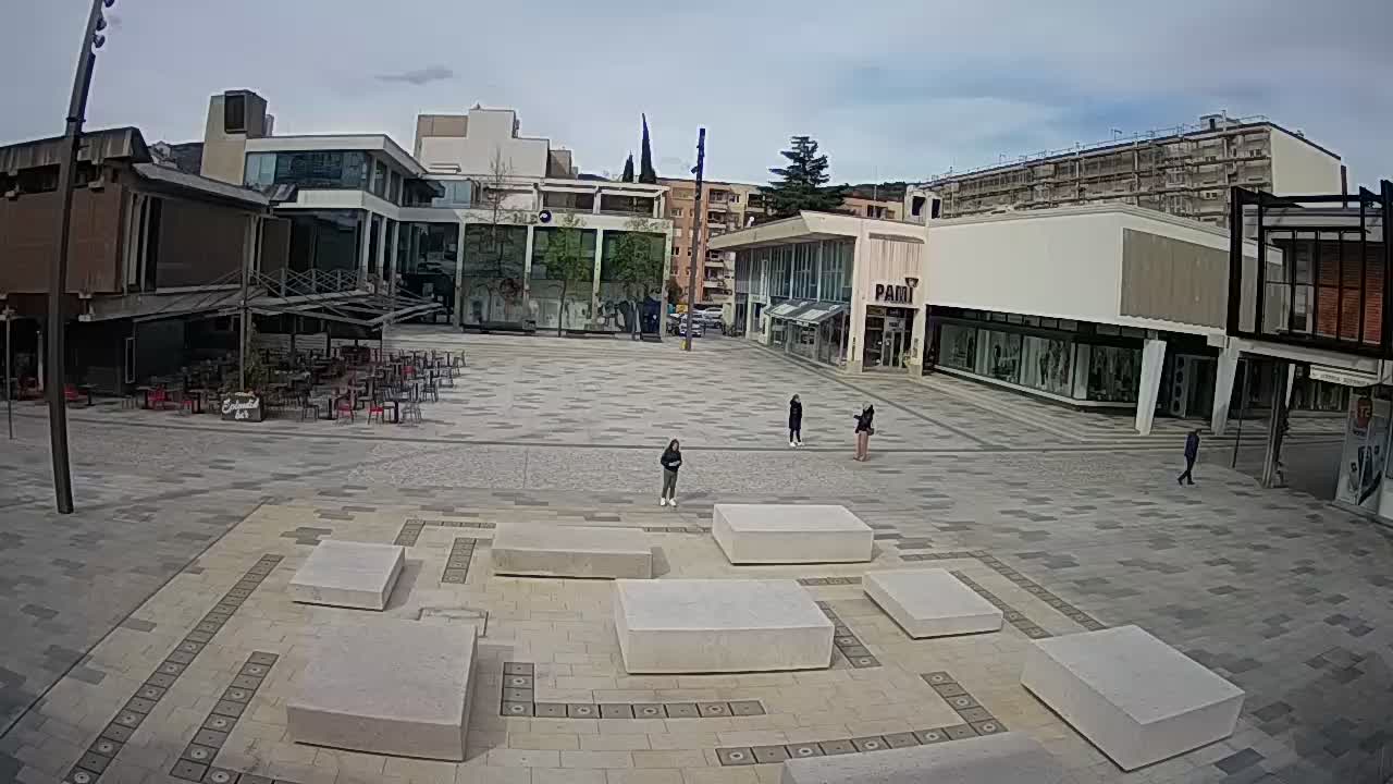 Caméra en direct Nova Gorica – Place Bevk | GO! 2025