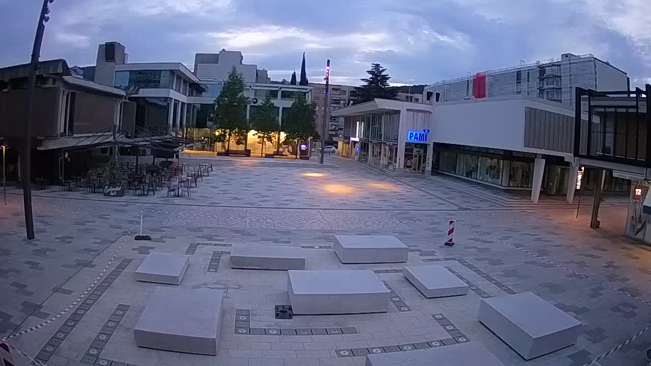 Caméra en direct Nova Gorica – Place Bevk | GO! 2025