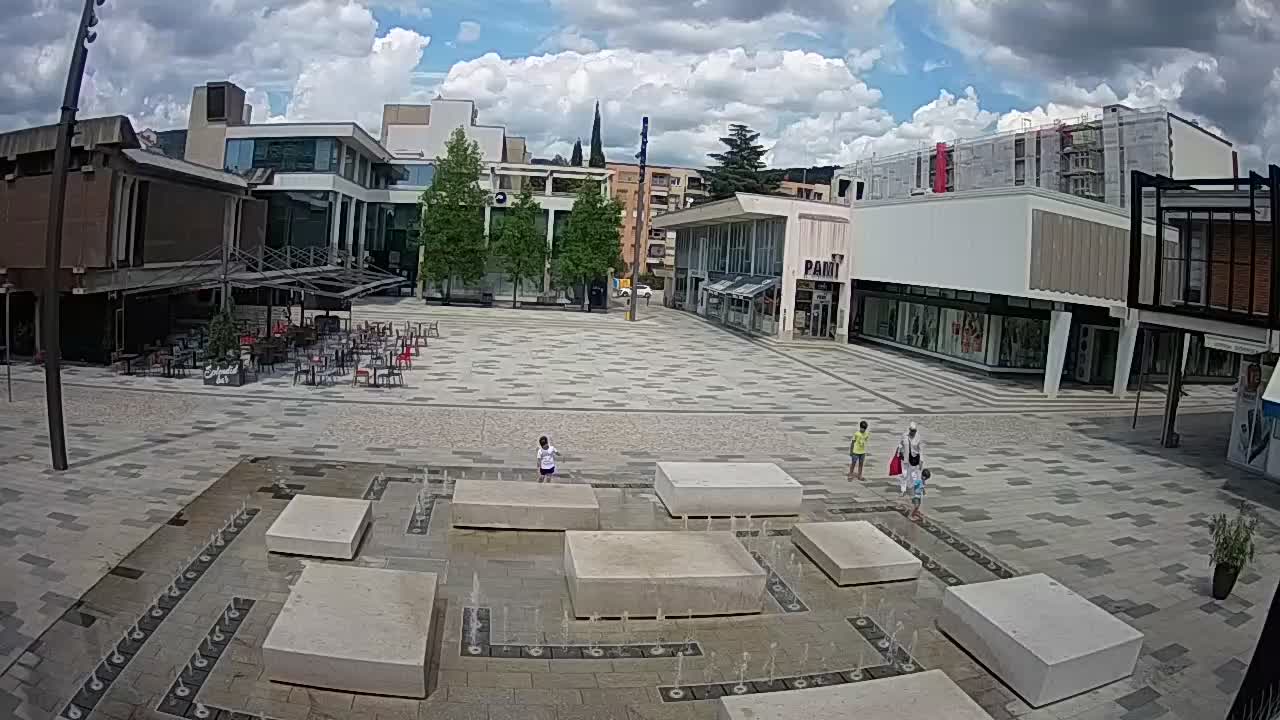 Caméra en direct Nova Gorica – Place Bevk | GO! 2025