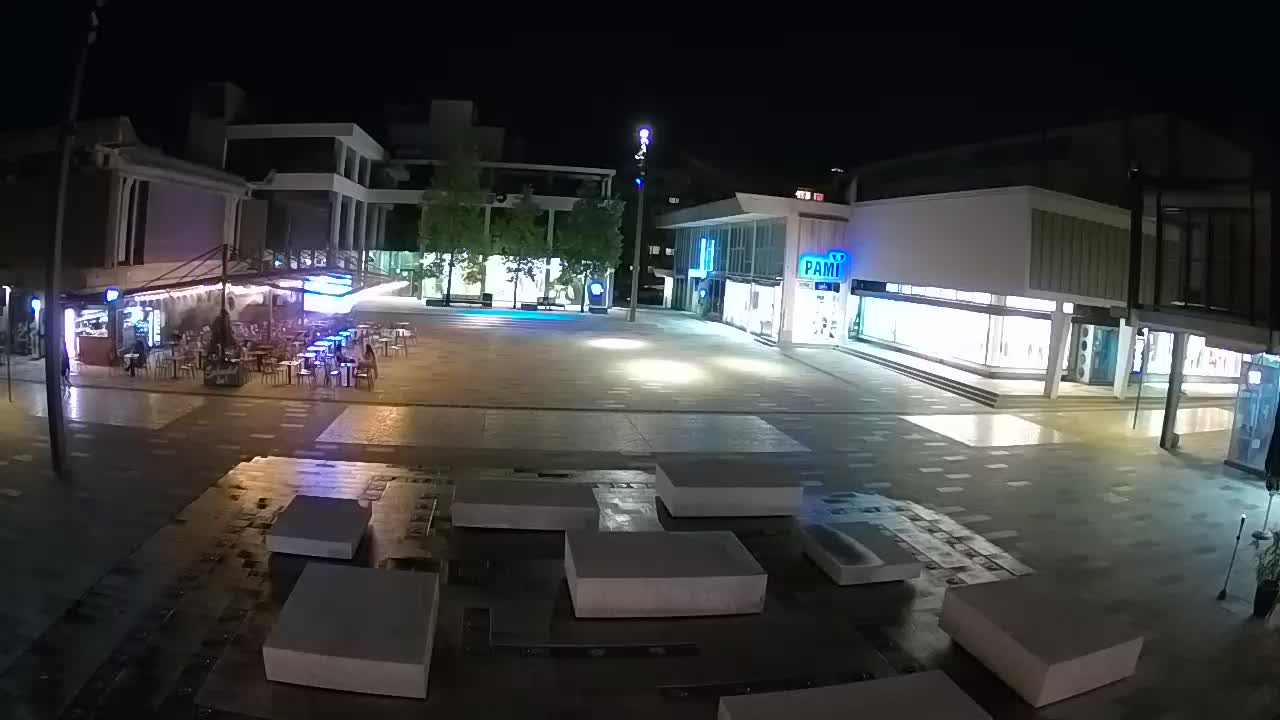 Caméra en direct Nova Gorica – Place Bevk | GO! 2025