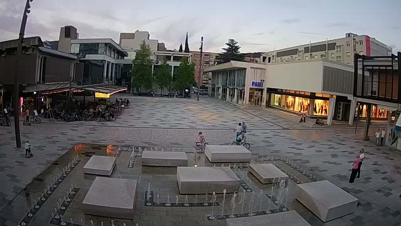Caméra en direct Nova Gorica – Place Bevk | GO! 2025