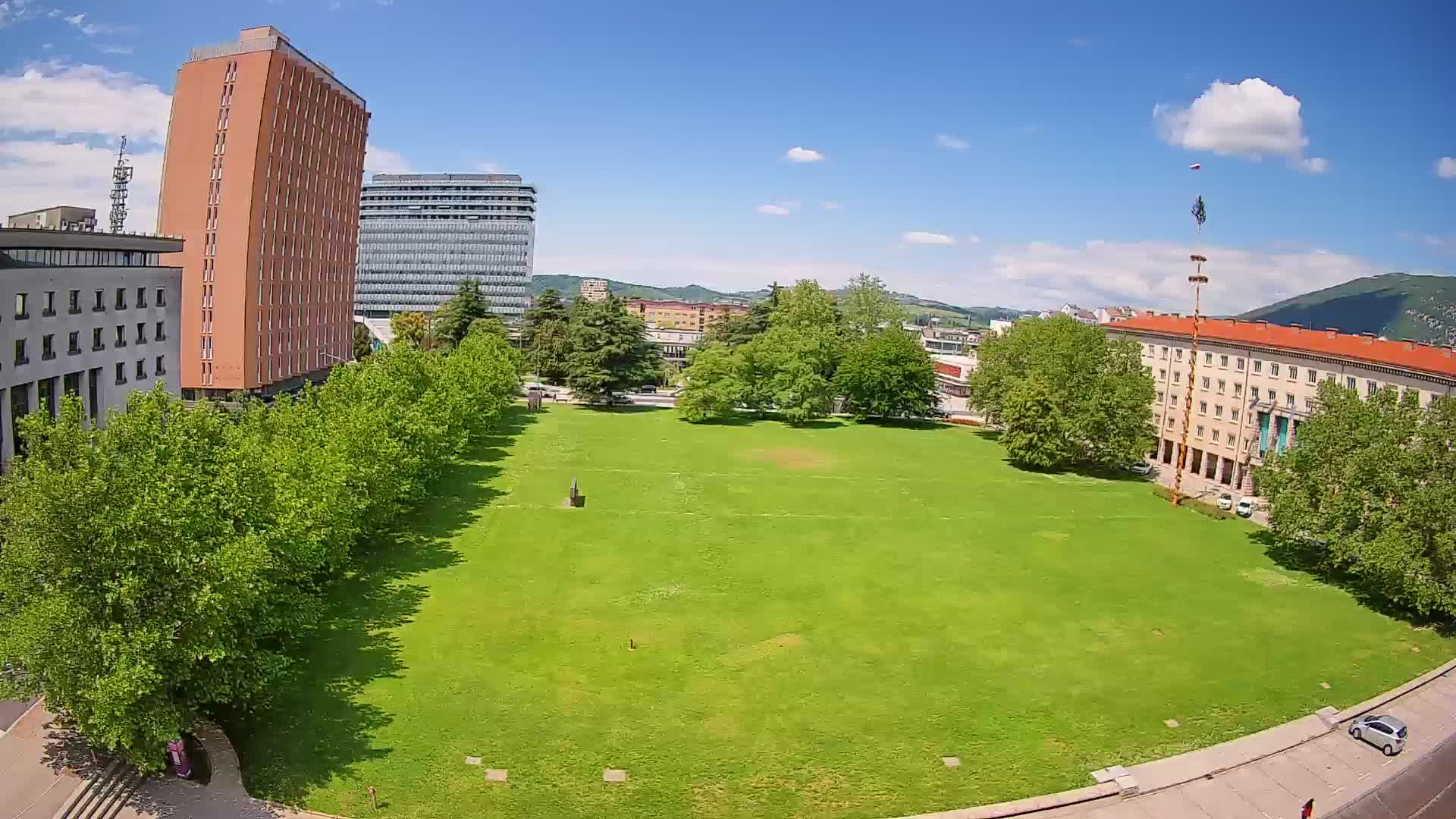 LIVEcam Nova Gorica webcam – Piazza Edvard Kardelj