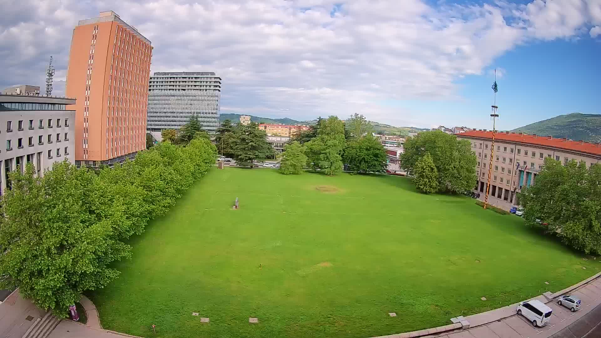 LIVEcam Nova Gorica webcam – Piazza Edvard Kardelj